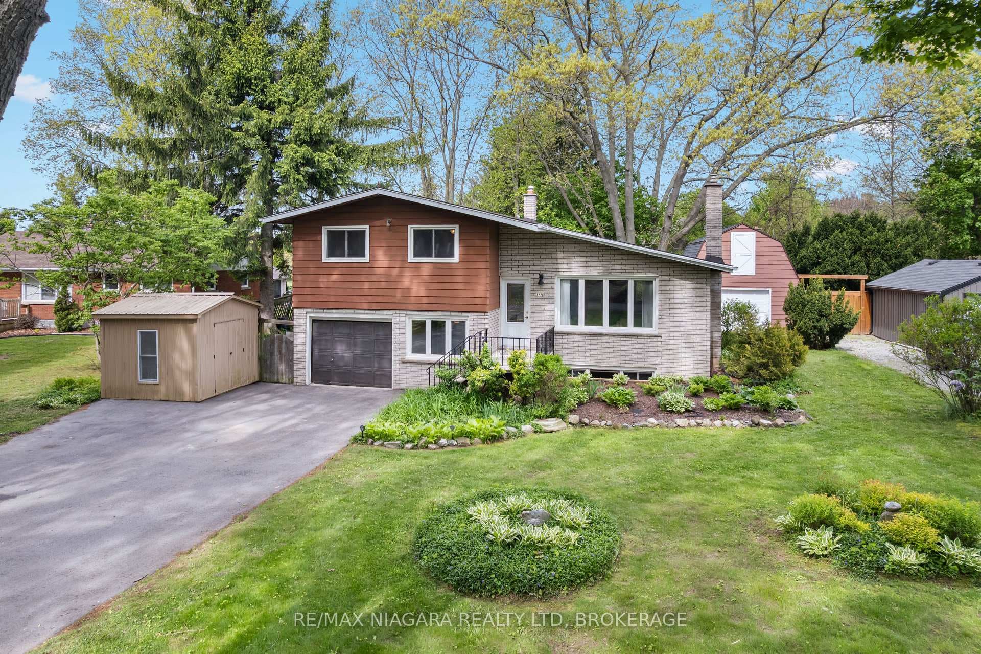 1176 Sunset Drive, Pelham, ON L0S 1C0 - Photo 1
