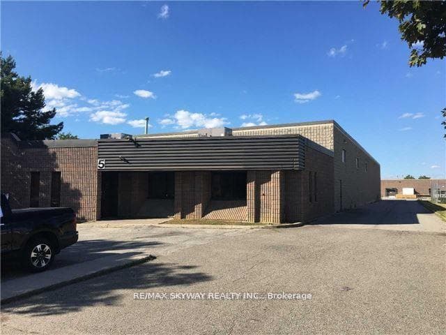 5 Automatic Road, Brampton, ON L6S 4K6 - Photo 1