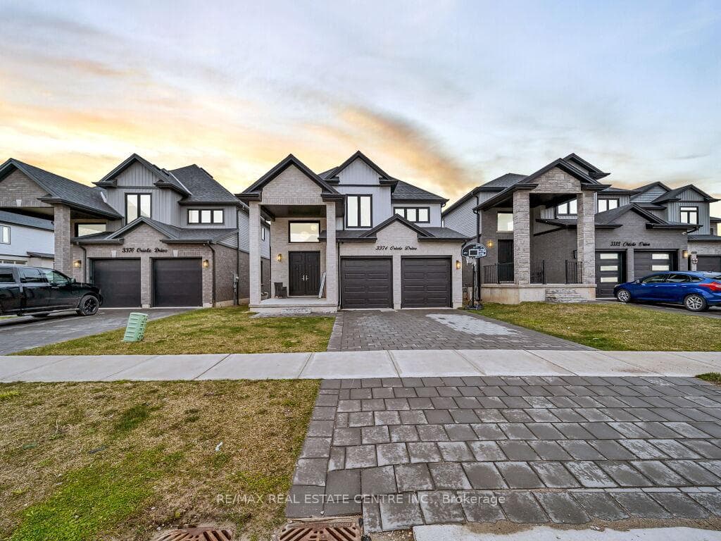 3374 Oriole Drive, London South, ON N6M 0K1 - Photo 1