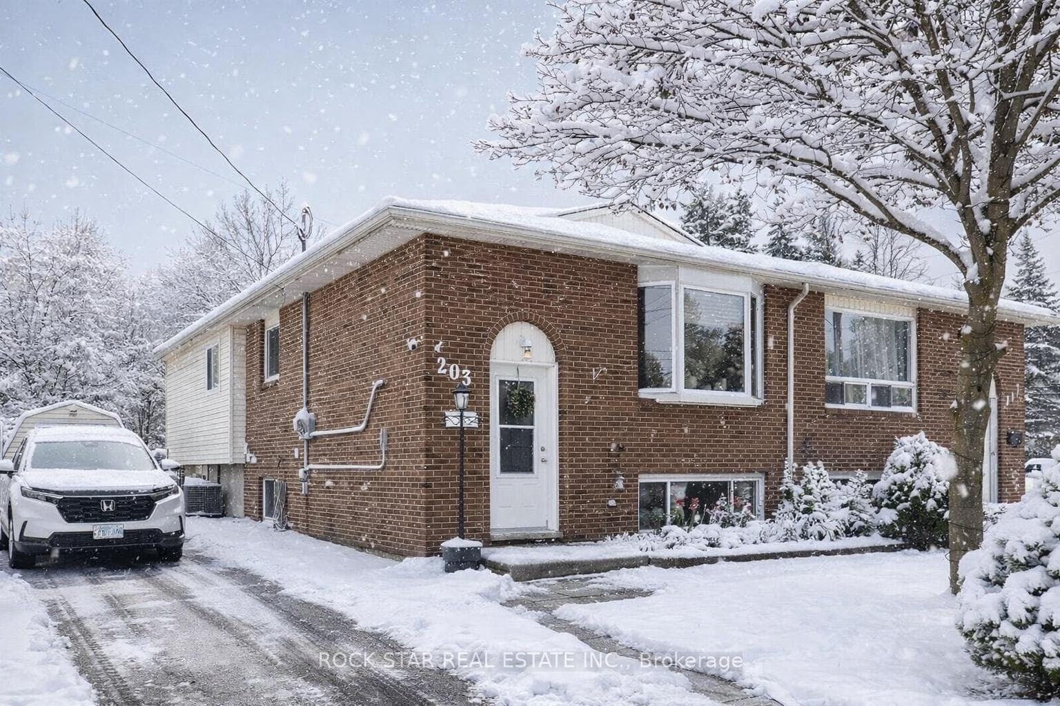 203 Commercial Street Unit Lower, Welland, ON L3B 5Z5 - Photo 1