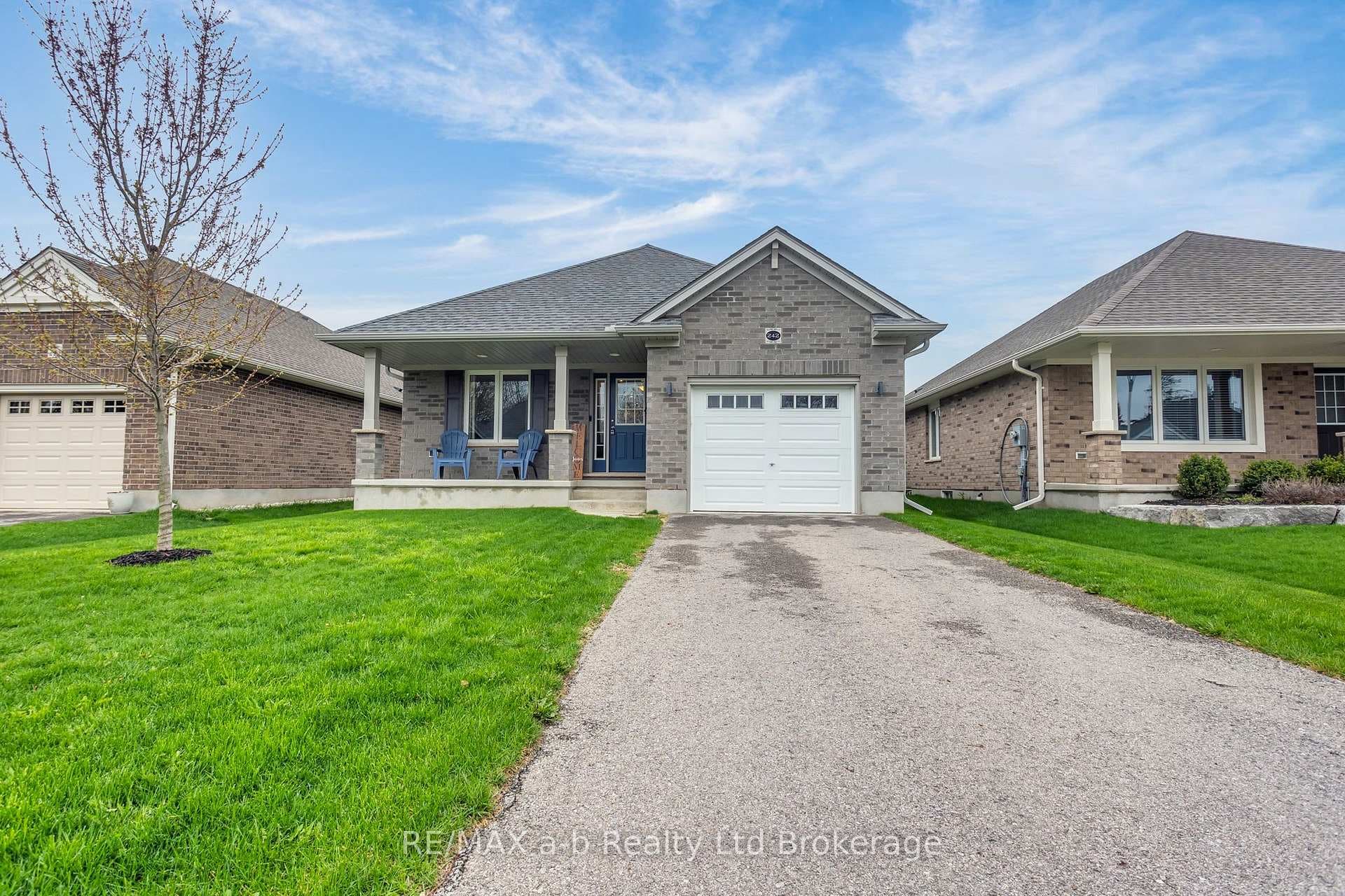 242 Wilson Avenue, Tillsonburg, ON N4G 0H4 - Photo 1