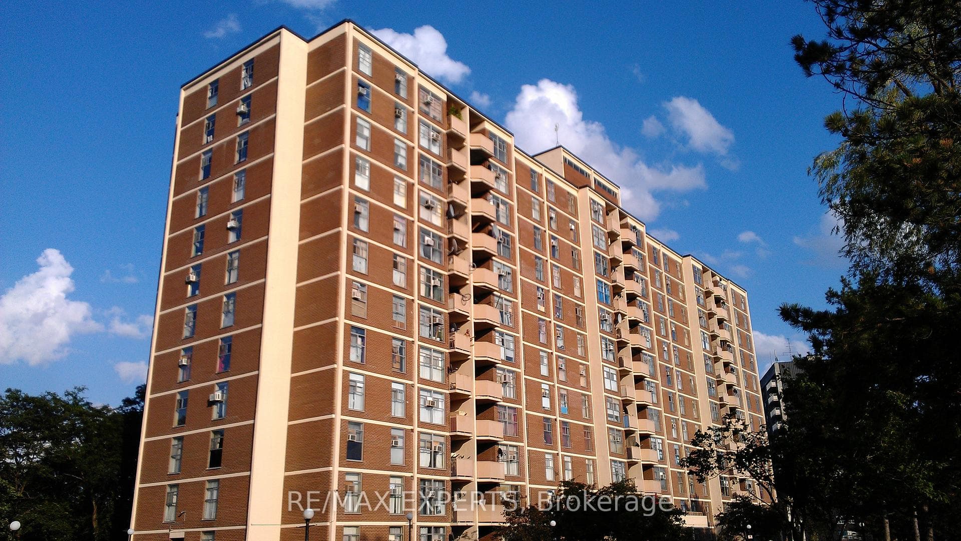 335 Driftwood Avenue Unit 608, Downsview / Black Creek, ON M3N 2P3 - Photo 1