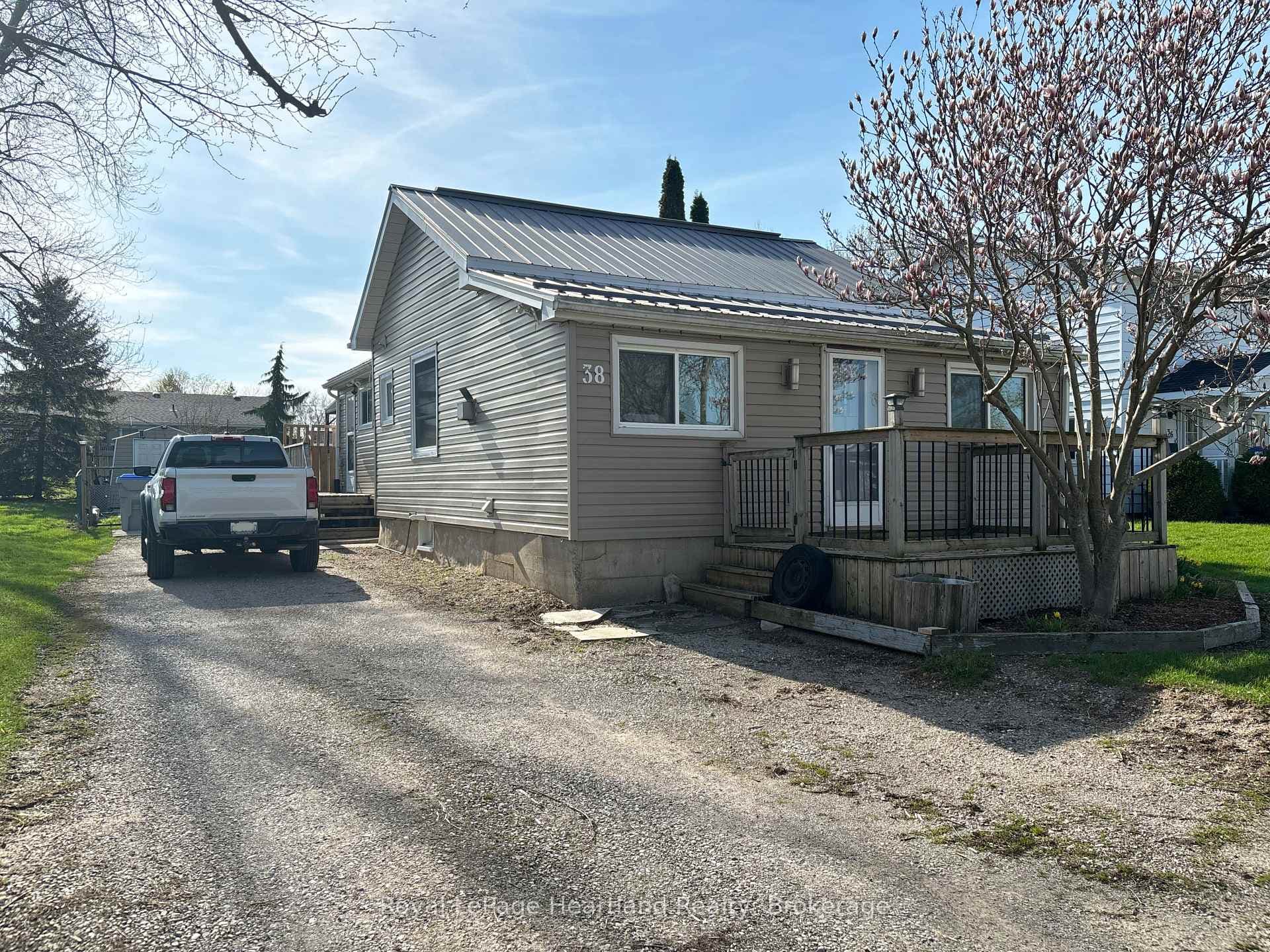38 Goshen Street, Bluewater, ON N0M 2T0 - Photo 1