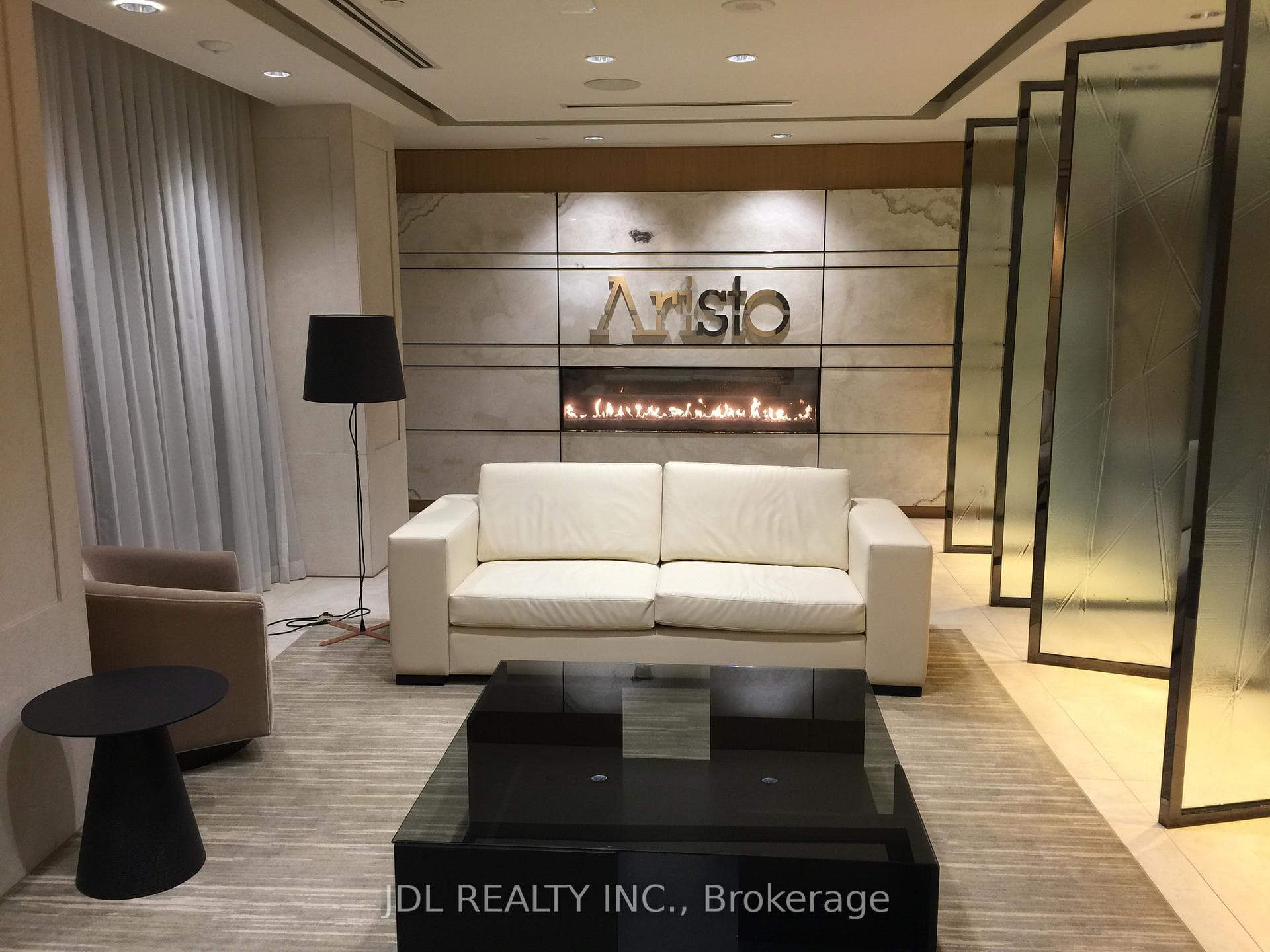 120 Harrison Garden Boulevard Unit 509, Willowdale / Newtonbrook, ON M2N 2T2 - Photo 1