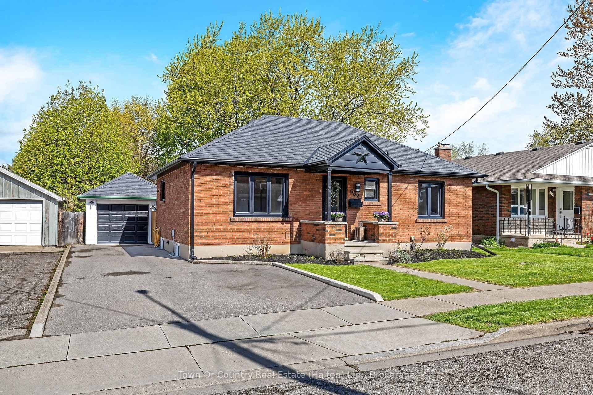 632 WATERLOO Street, Cambridge, ON N3H 1P5 - Photo 1