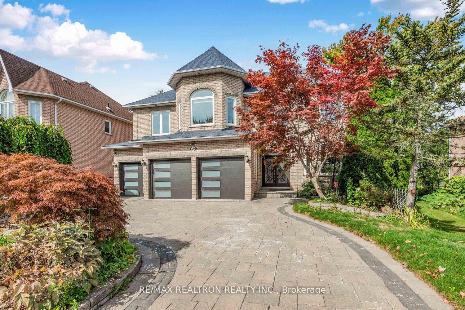 20 Pathlane Road, Richmond Hill, ON L4B 4A5 - Photo 1