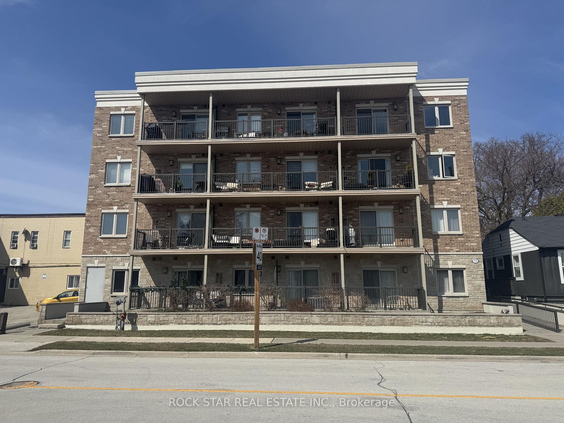 73 Washington Avenue Unit 305, Oakville, ON L6K 1W5 - Photo 1