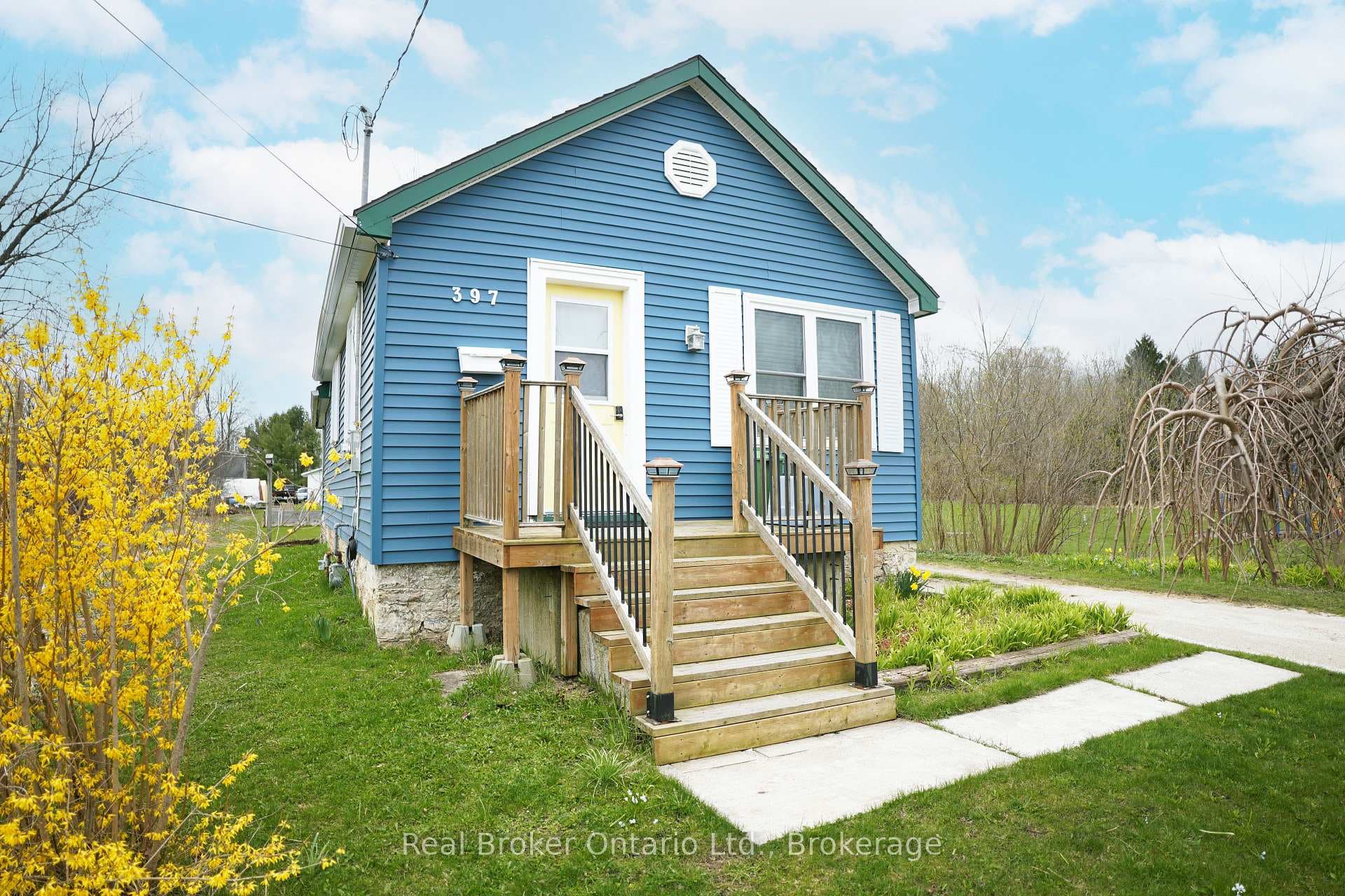 397 27th Street, Owen Sound, ON N4K 4J7 - Photo 1