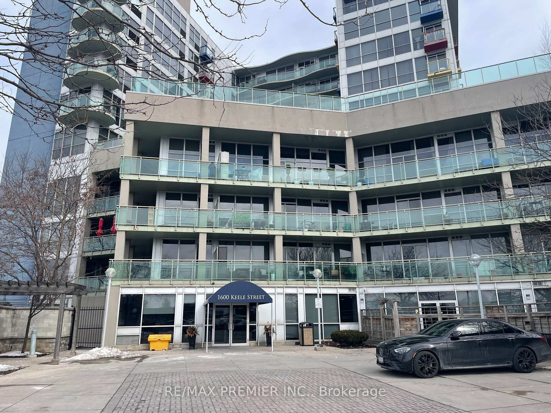 1600 Keele Street Unit 521, Keelesdale / Eglinton West, ON M6N 5J1 - Photo 1
