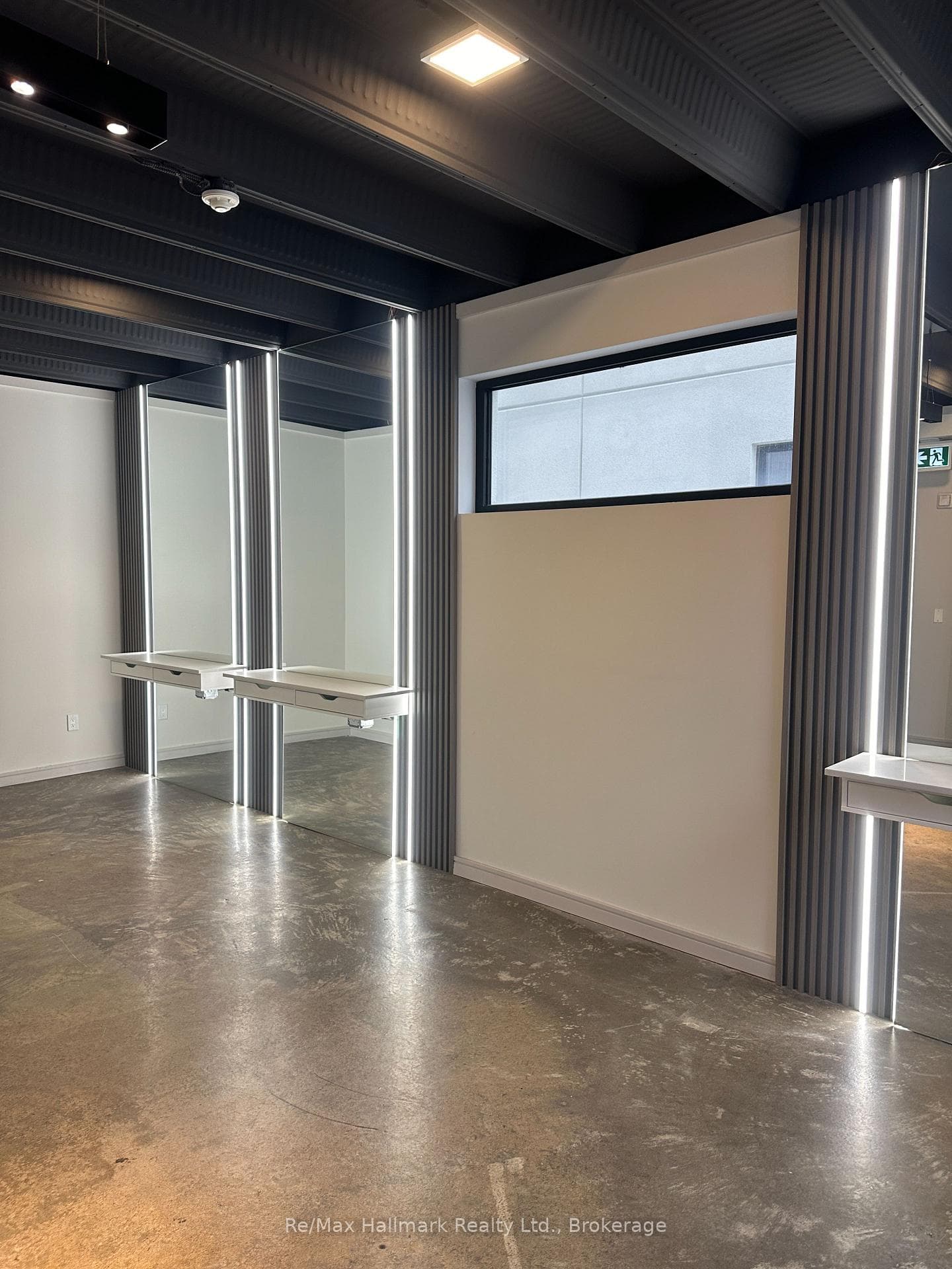 155 Thirtieth Street Unit 400, Liberty Village / Parkdale / South Parkdale, ON M8W 3C3 - Photo 1