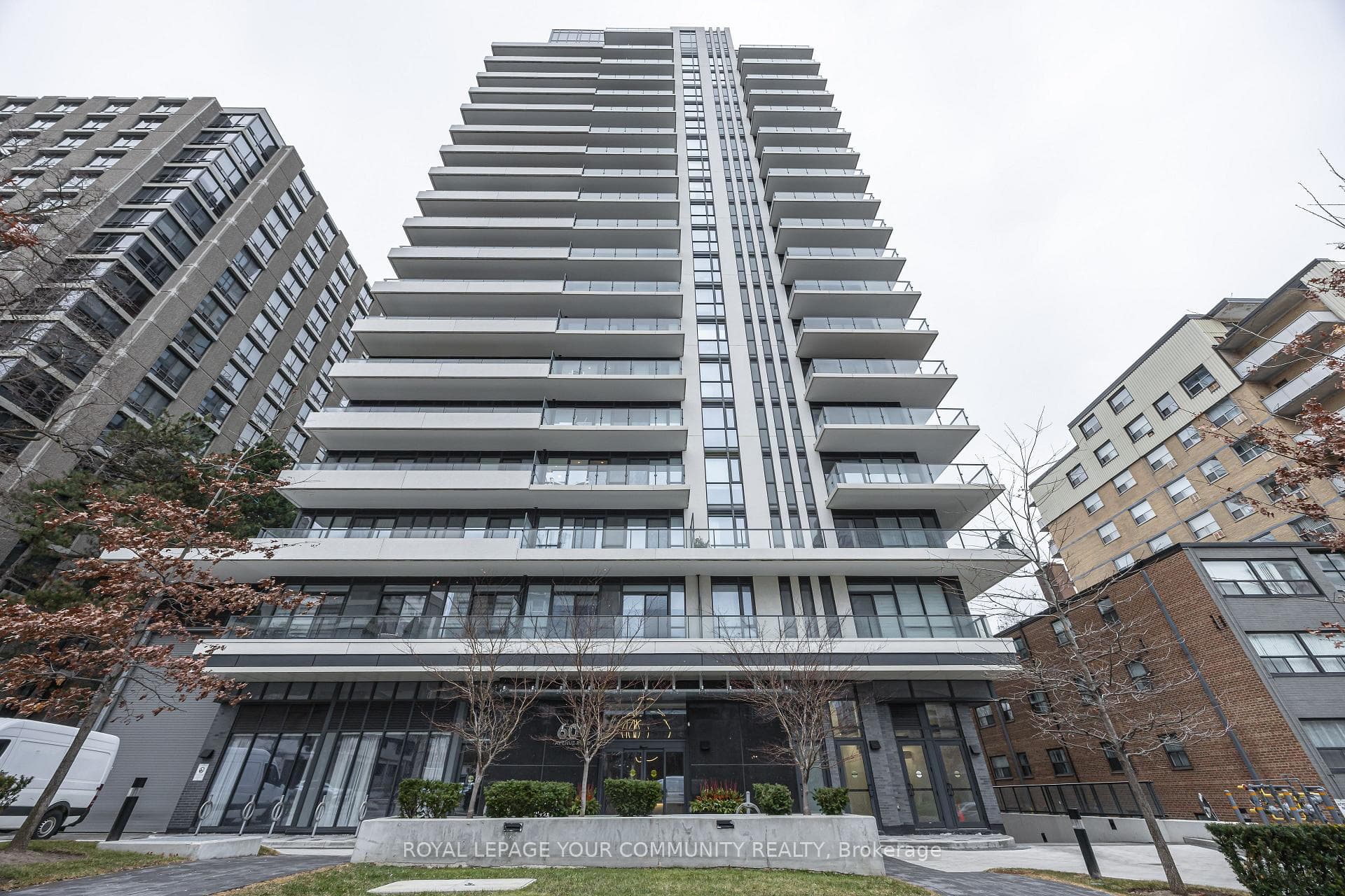609 Avenue Road Unit 201, Annex / Yorkville / Summerhill, ON M4V 0B1 - Photo 1
