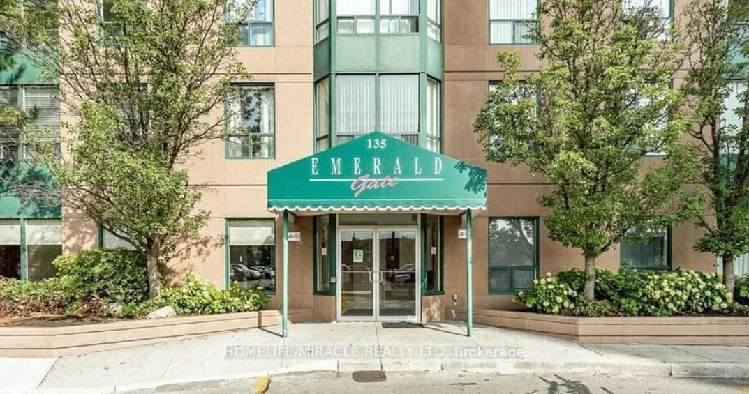 135 Hillcrest Avenue Unit 204, Mississauga, ON L5B 4B1 - Photo 1