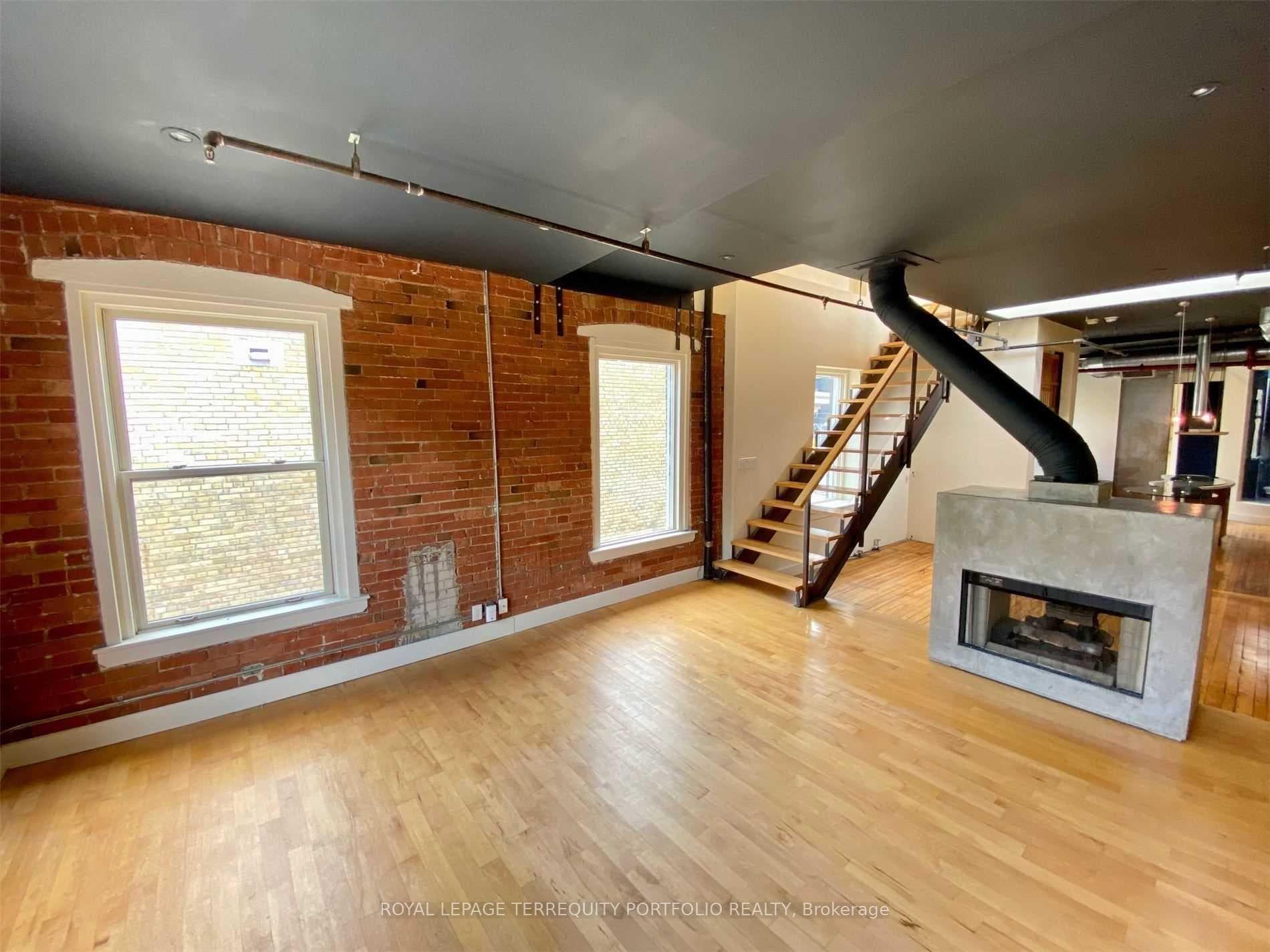 535 Queen Street Unit 9, Regent Park / Cabbagetown / St. James Town, ON M5A 1V1 - Photo 1