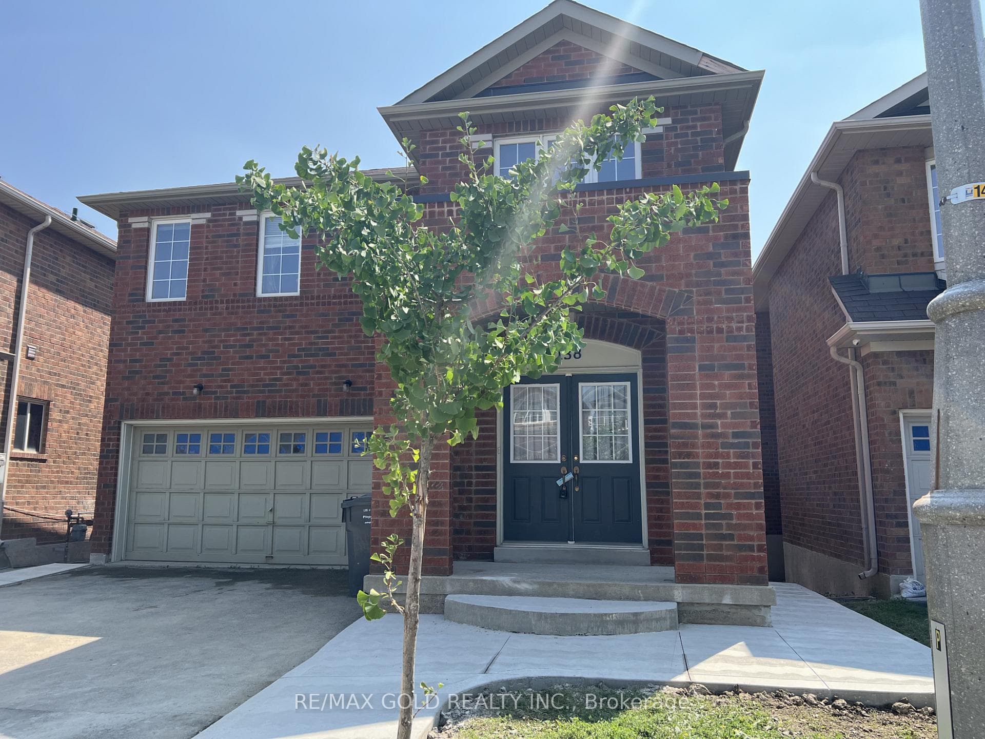 138 Degrassi Cove Circle, Brampton, ON L6X 0N8 - Photo 1
