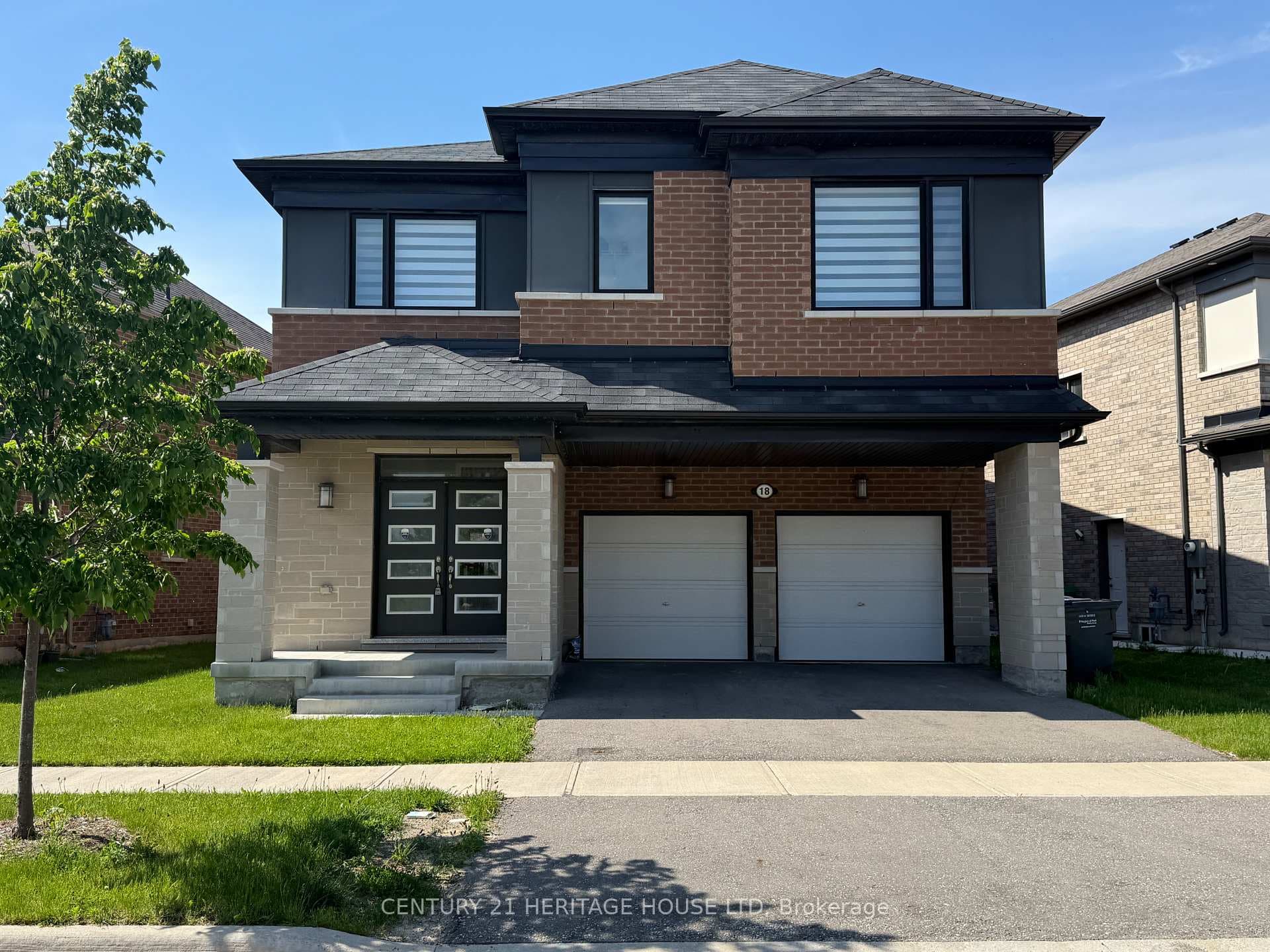 18 Dolucci Crescent, Brampton, ON L7A 5E9 - Photo 1