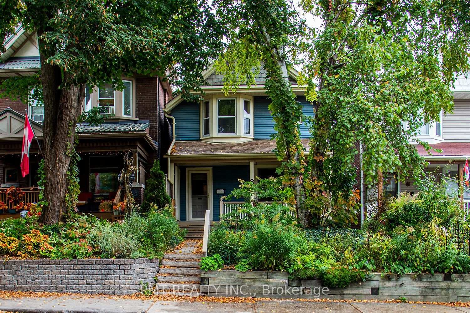 47 Herbert Avenue, The Beaches / Upper Beaches, ON M4L 3P8 - Photo 1