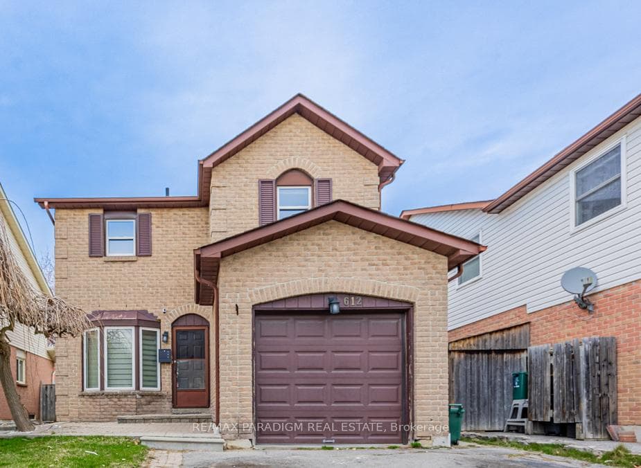 612 Flavelle Court, Pickering, ON L1V 3W6 - Photo 1