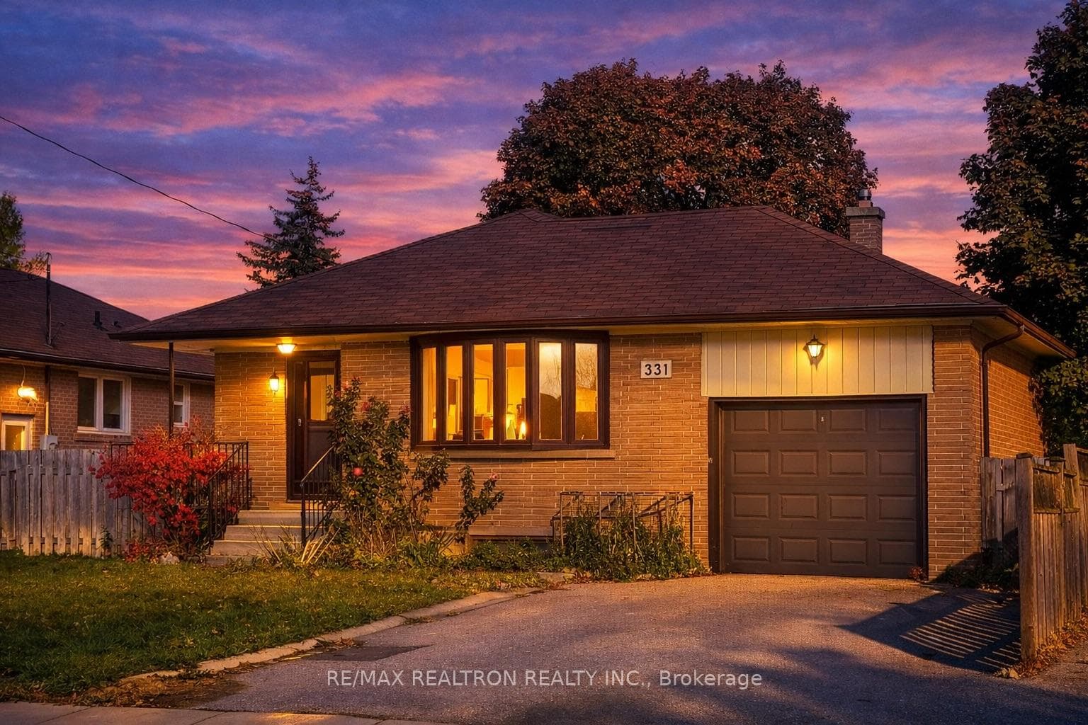 331 Boisdale Avenue, Richmond Hill, ON L4C 1R4 - Photo 1