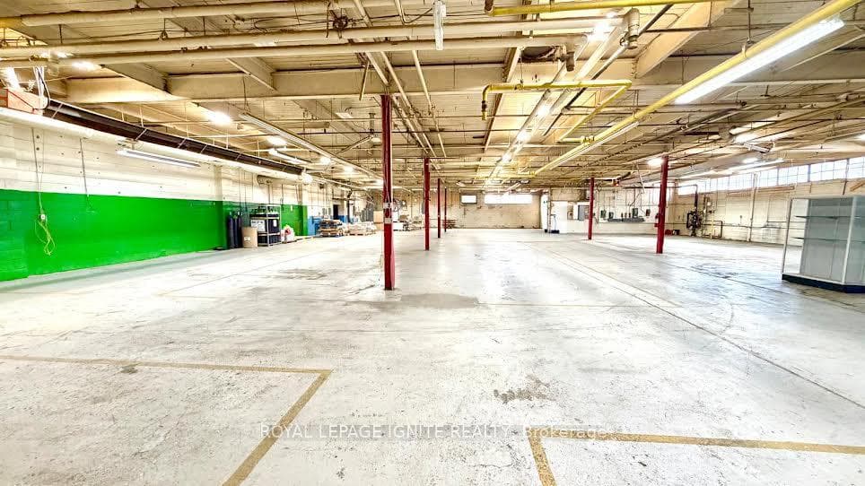 5 Racine Road Unit 1B, Etobicoke (West Mall / Rexdale), ON M9W 2Z2 - Photo 1