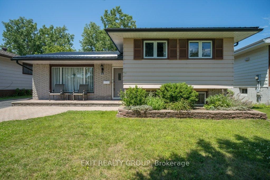 24 Connolly Avenue, Quinte West