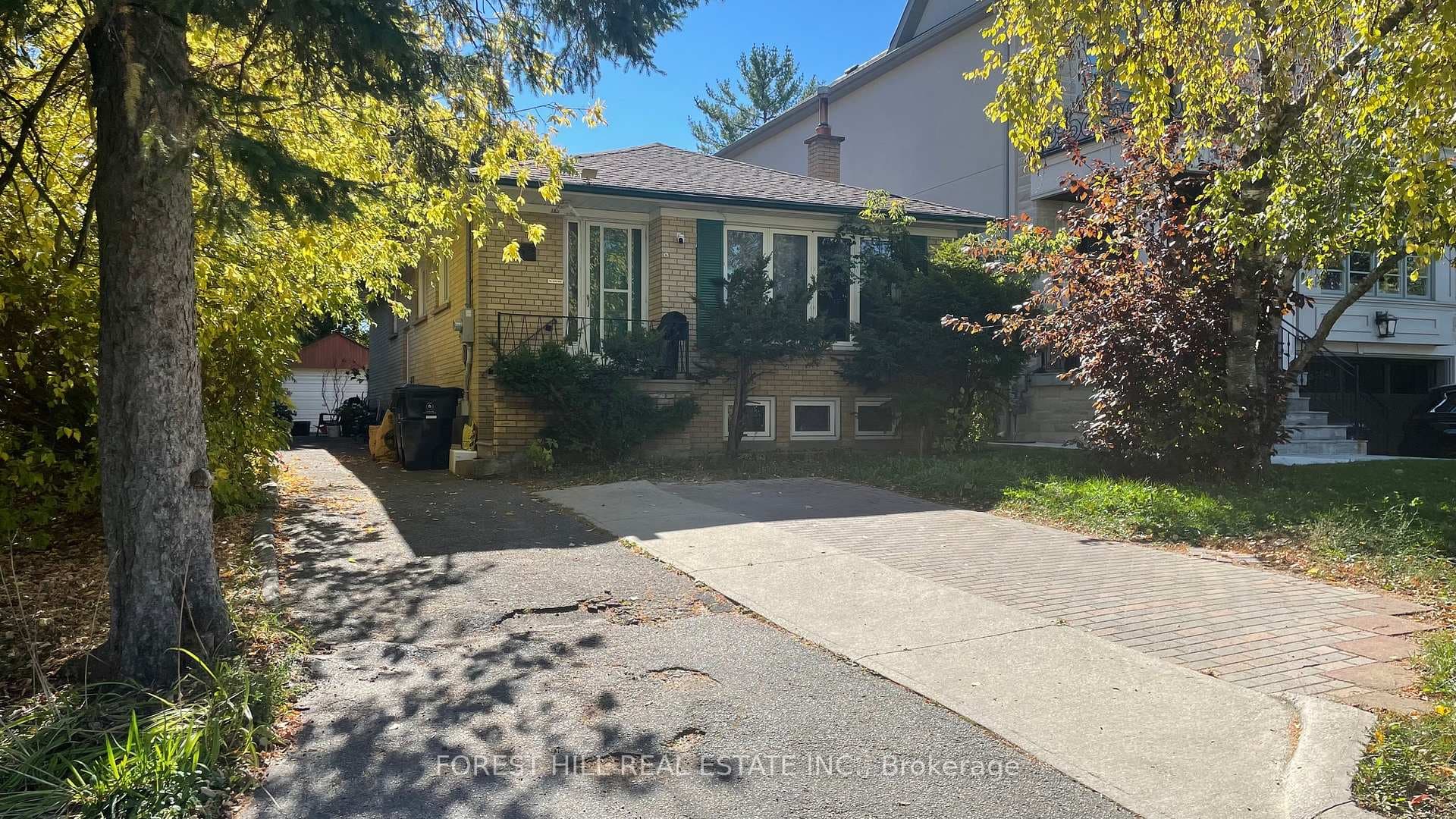 155 Churchill Avenue, Thornhill / Willowdale, ON M2N 1Z3 - Photo 1