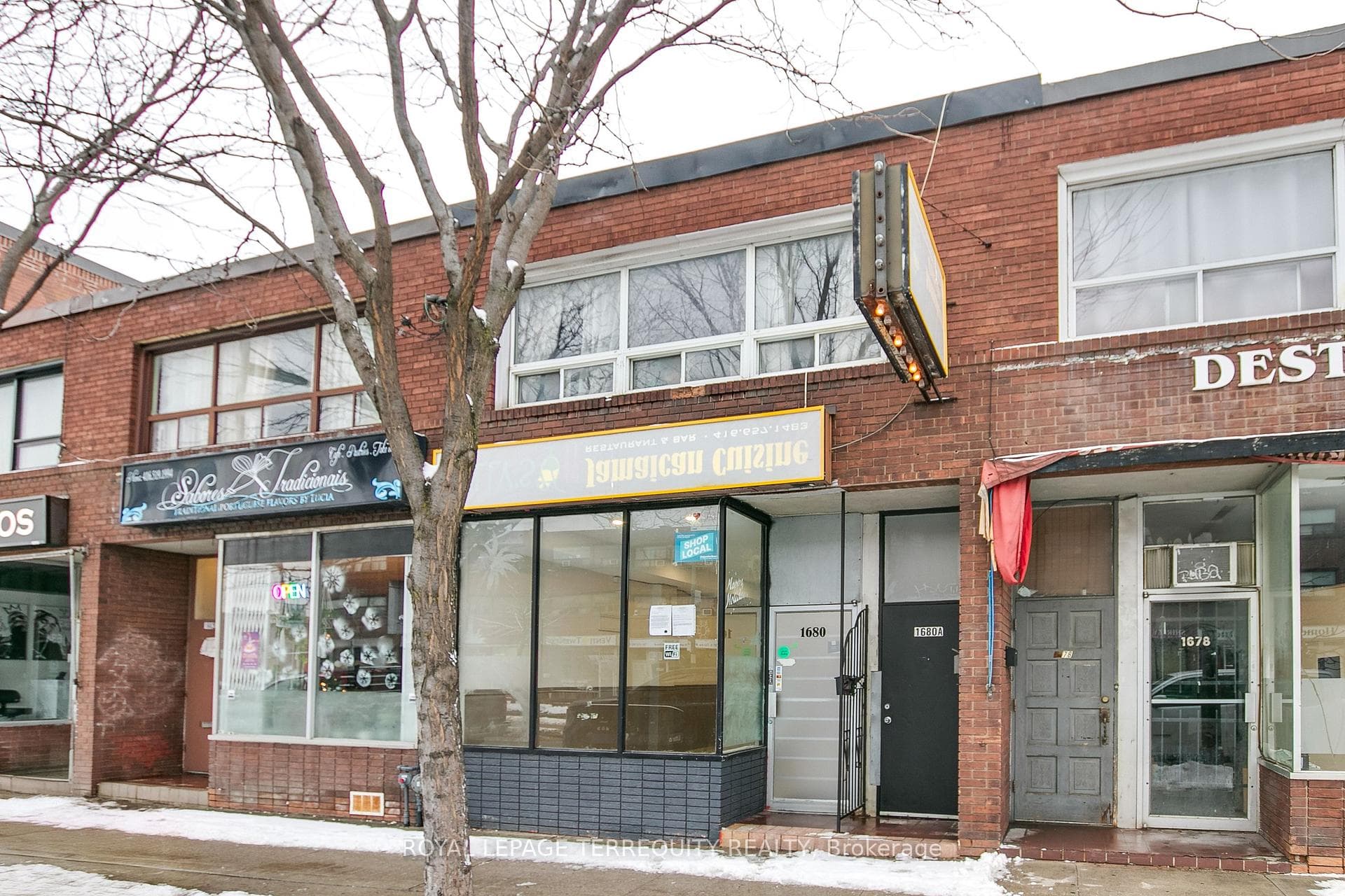 1680 St Clair Avenue West