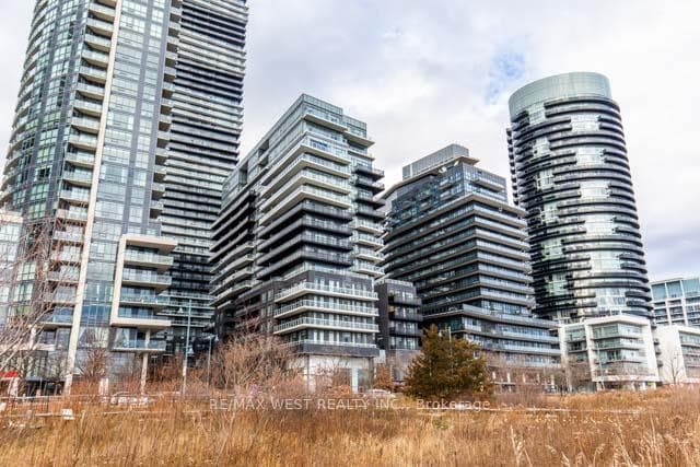 110 Marine Parade Drive Unit 1008, Liberty Village / Parkdale / South Parkdale, ON M8V 0A3 - Photo 1