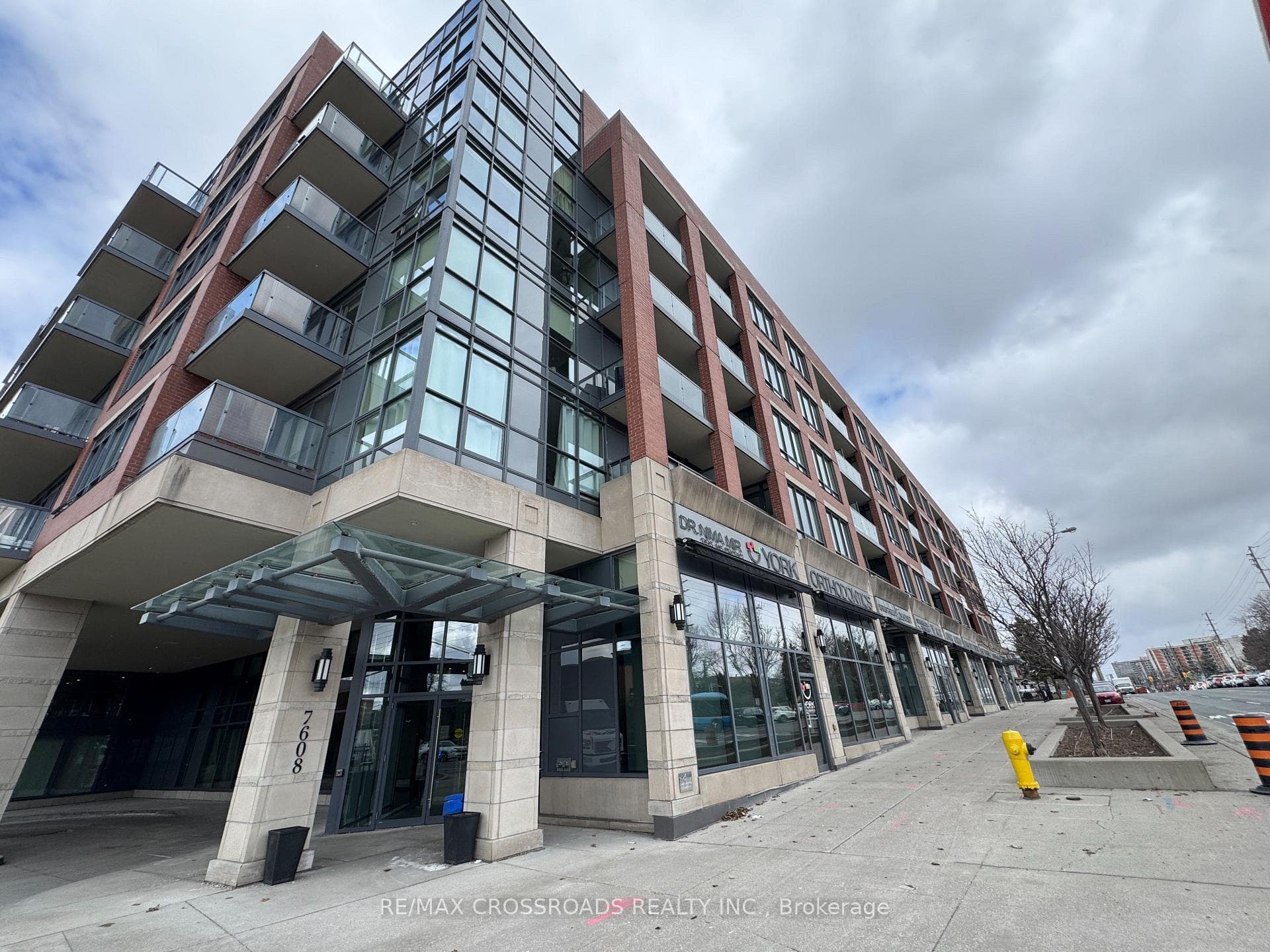 7608 Yonge Street Unit 616, Vaughan, ON L4J 0J5 - Photo 1