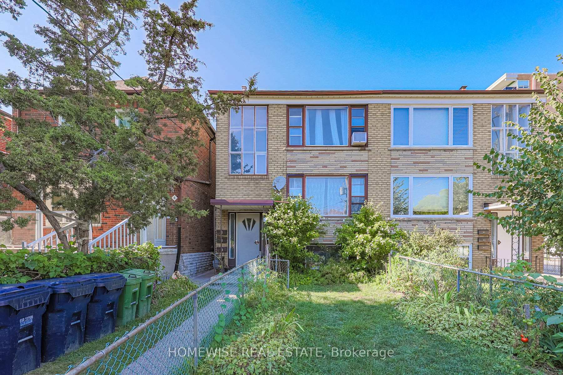 4 Lanark Avenue, Forest Hill / Deer Park, ON M6C 2B3 - Photo 1