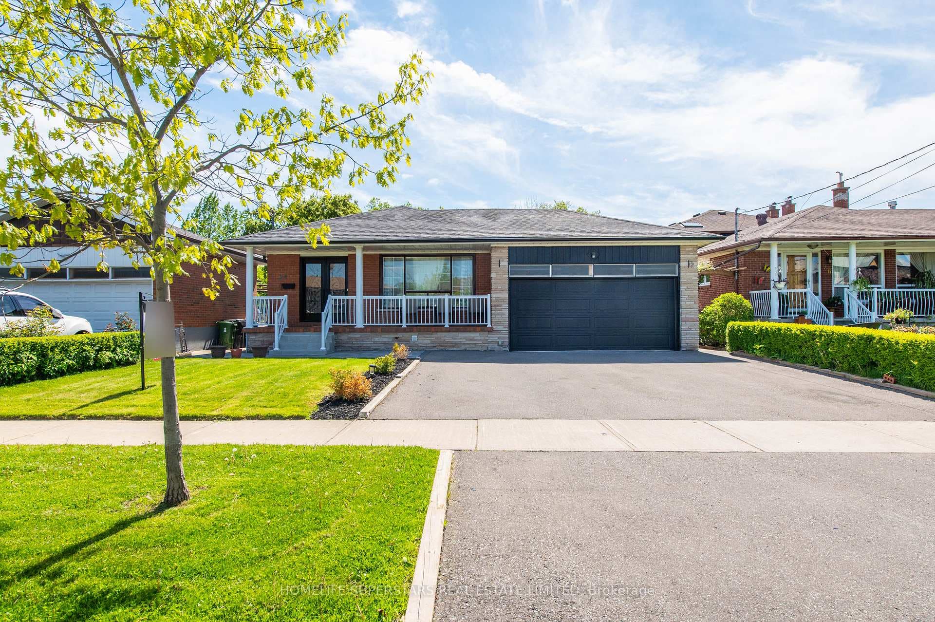 24 Archway Crescent, Downsview / Black Creek, ON M9M 1V6 - Photo 1
