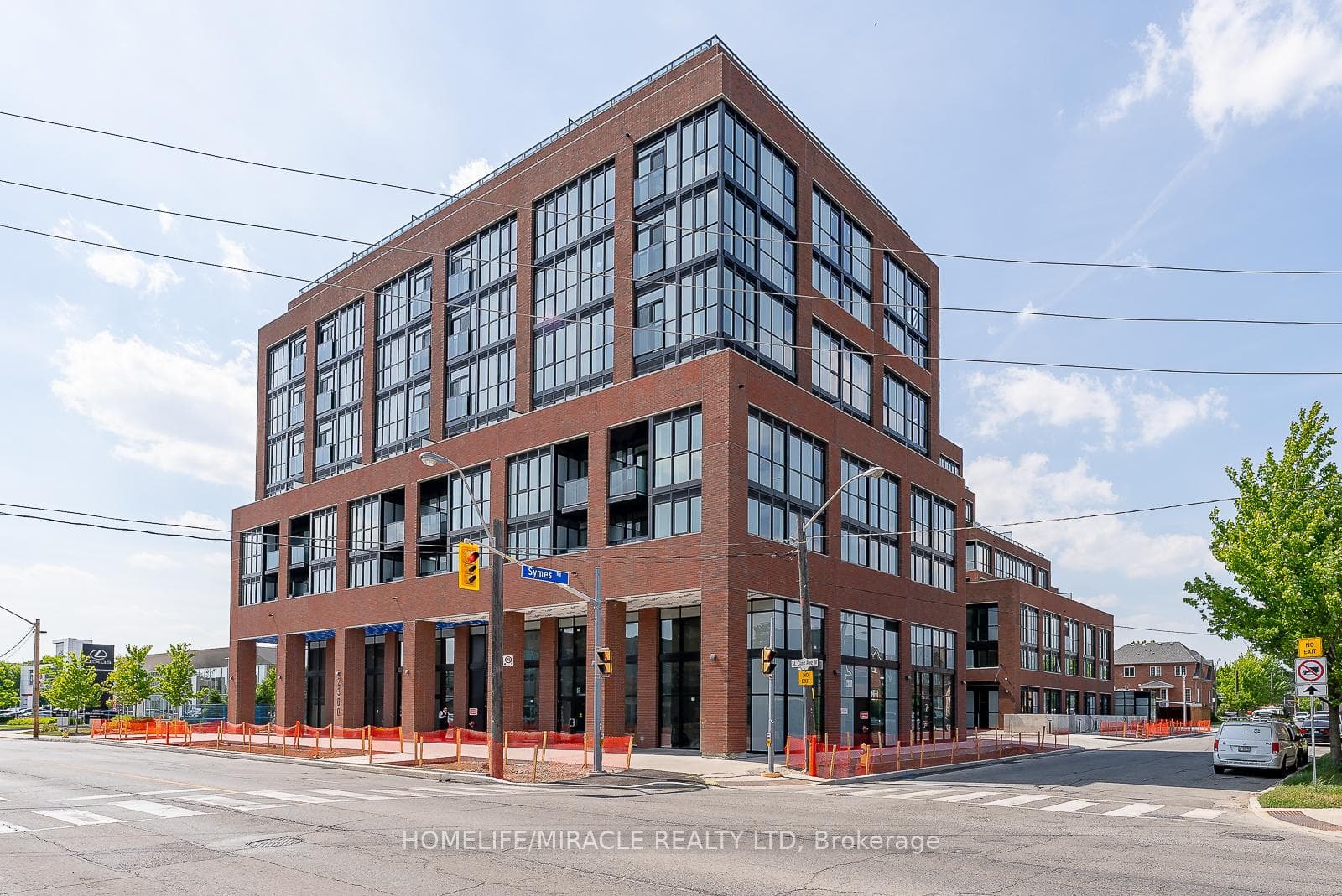 2300 St. Clair Avenue Unit 311, Bloor West Village / Swansea, ON M6N 0B3 - Photo 1