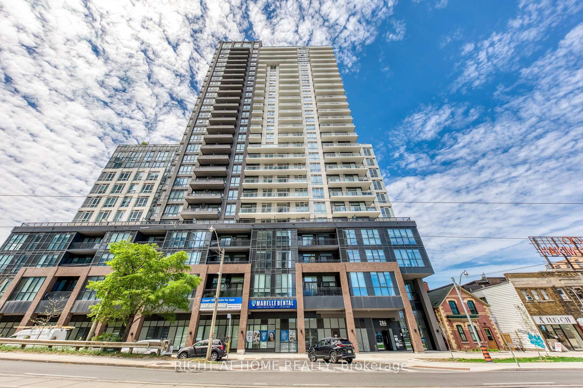 286 Main Street Unit 619, The Beaches / Upper Beaches, ON M4C 0B3 - Photo 1