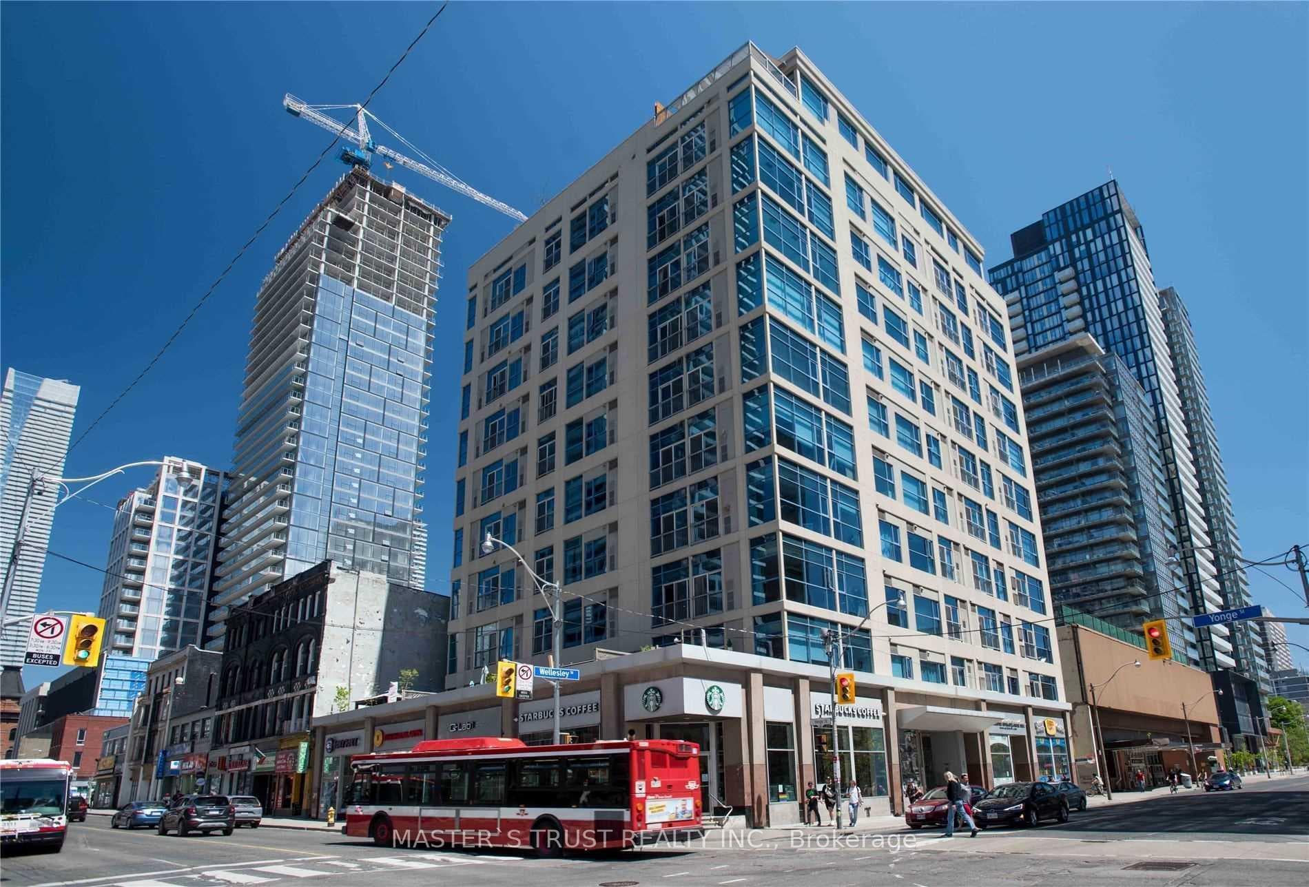 8 Wellesley Street Unit 1001, Toronto C08