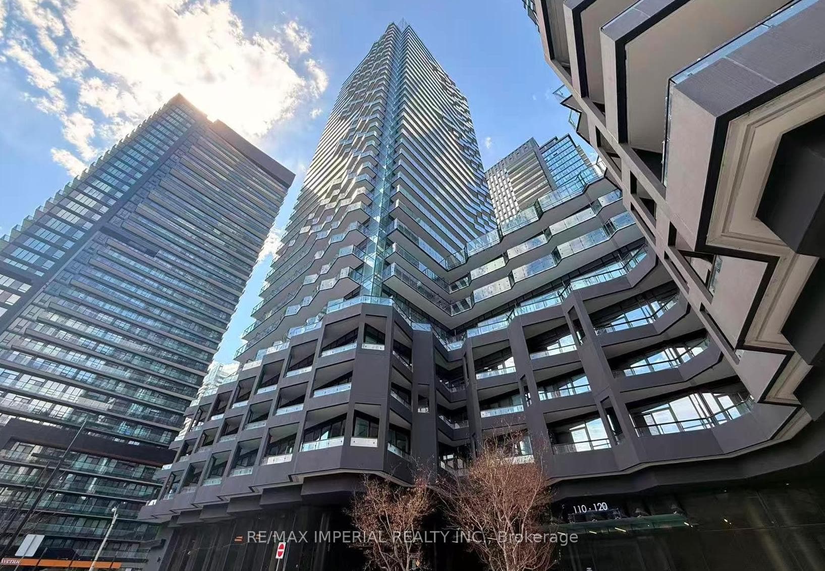 110 Broadway Avenue Unit 2311, Leaside / Davisville, ON M4P 1V7 - Photo 1