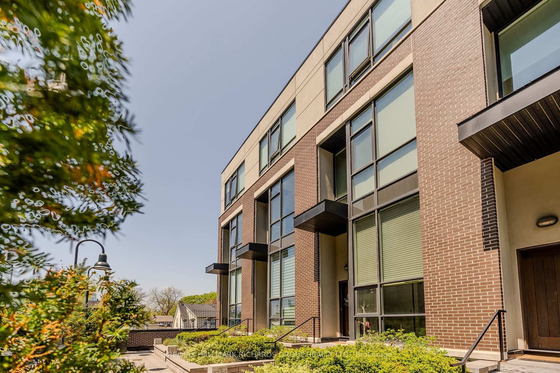 2 Bellefair Avenue Unit TH5, The Beaches / Upper Beaches, ON M4L 3T8 - Photo 1
