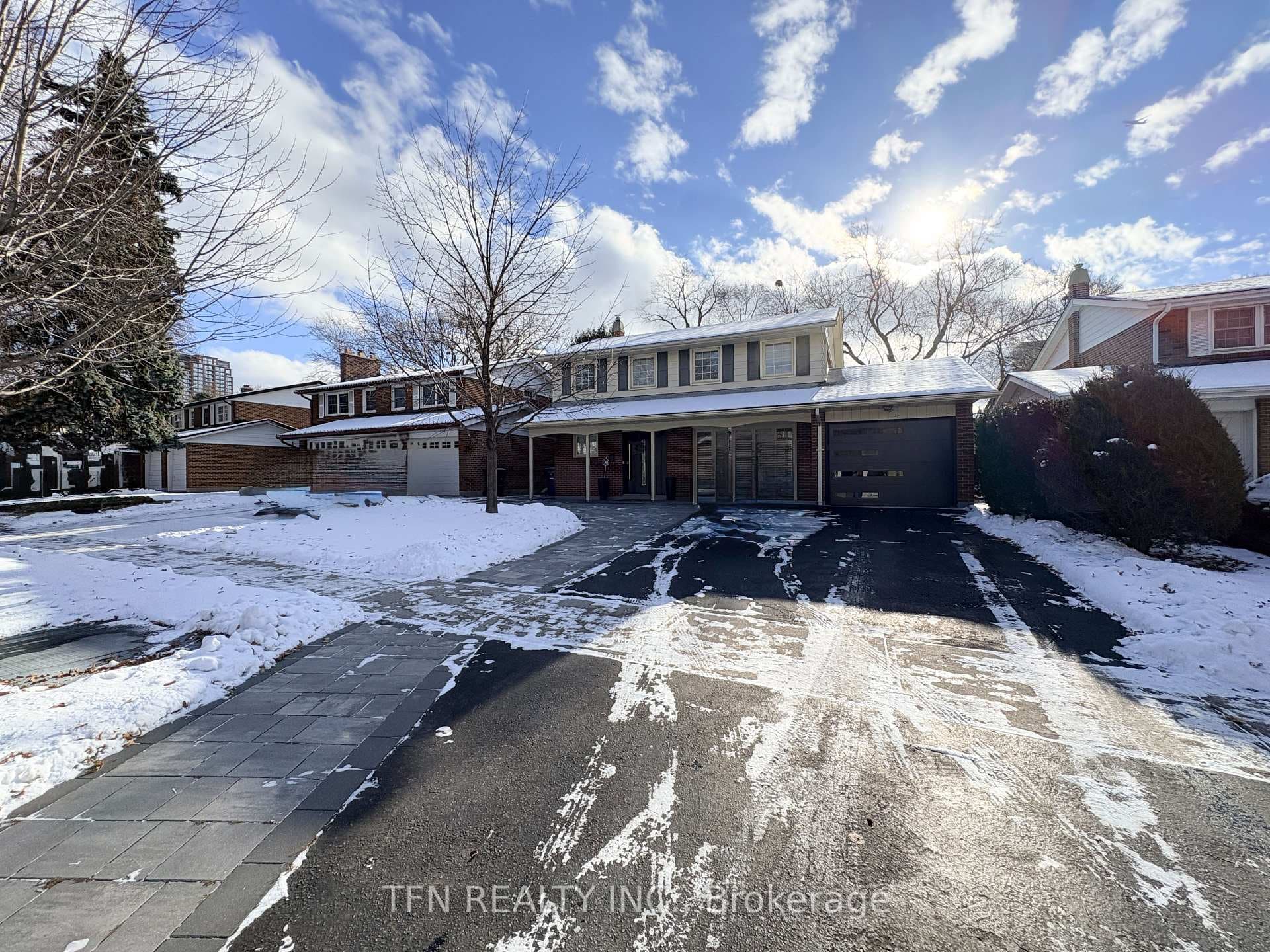 8 Ravencliff Crescent Unit BSMT, Scarborough Village / Eglinton East, ON M1T 1R8 - Photo 1