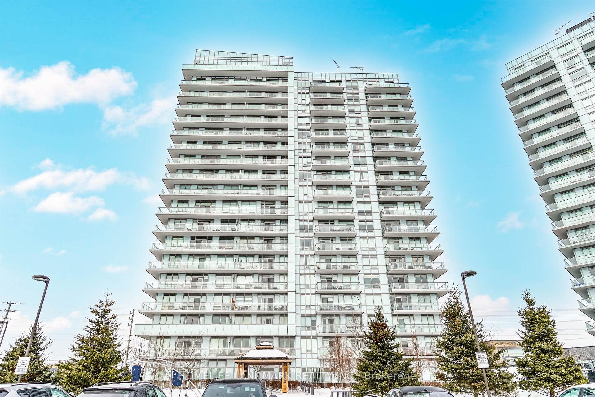 4677 Glen Erin Drive Unit 1701, Mississauga, ON L5M 2E3 - Photo 1