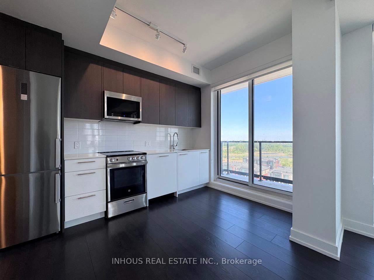 215 Veterans Drive Unit 909, Brampton, ON L7A 5L6 - Photo 1