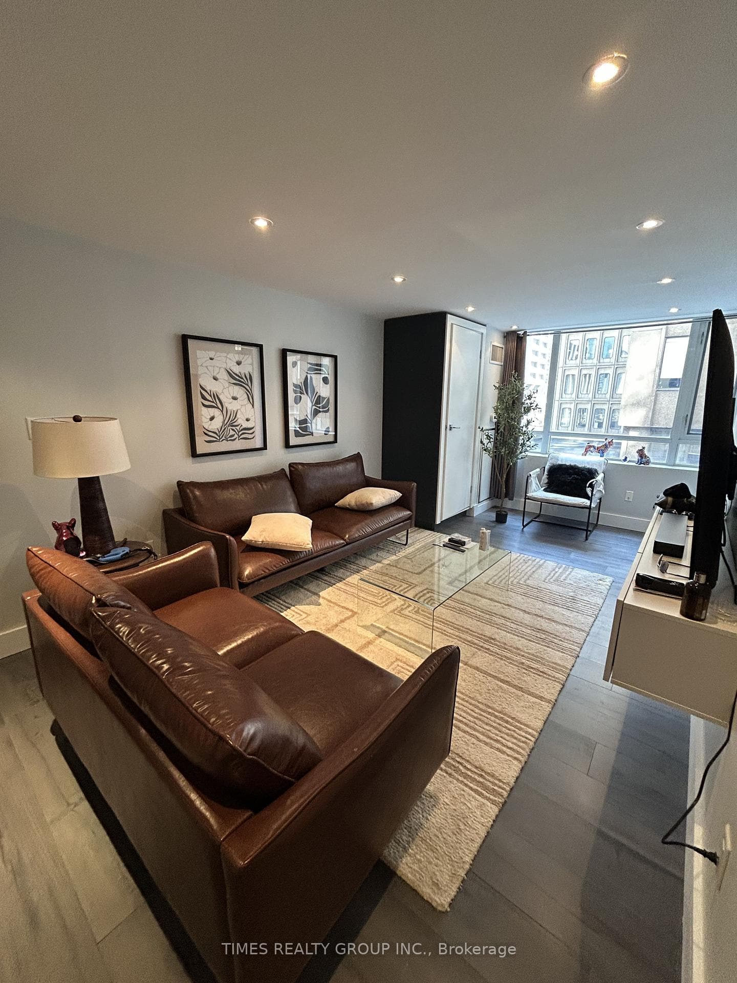 80 Cumberland Street Unit 301, Annex / Yorkville / Summerhill, ON M5R 3V1 - Photo 1