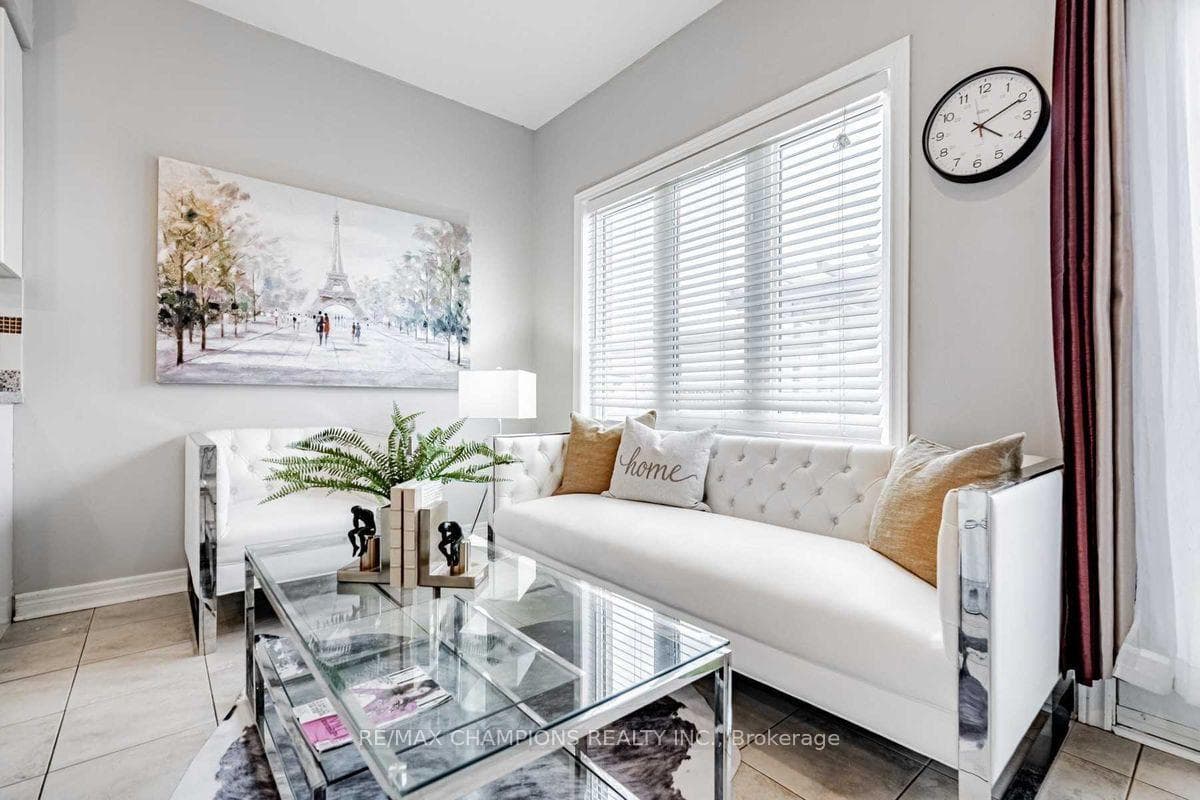 5435 Festival Drive, Mississauga, ON L5M 0G6 - Photo 1