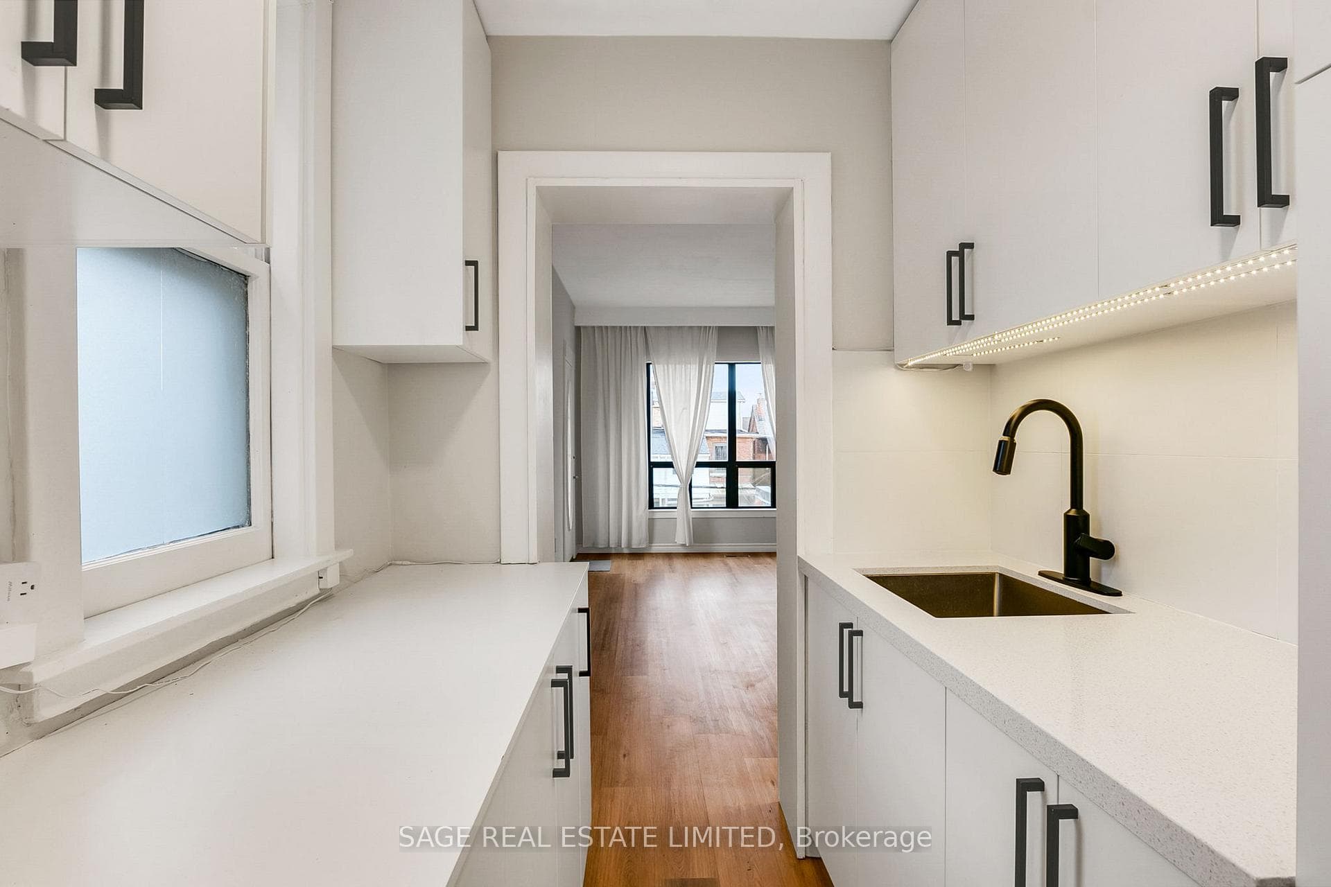 633 St Clair Avenue Unit Upper, Annex / Yorkville / Summerhill, ON M6G 2Y2 - Photo 1