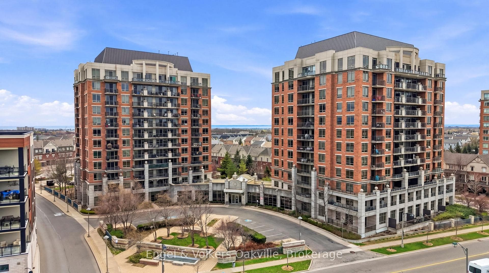 2379 Central Park Drive Unit 601, Oakville