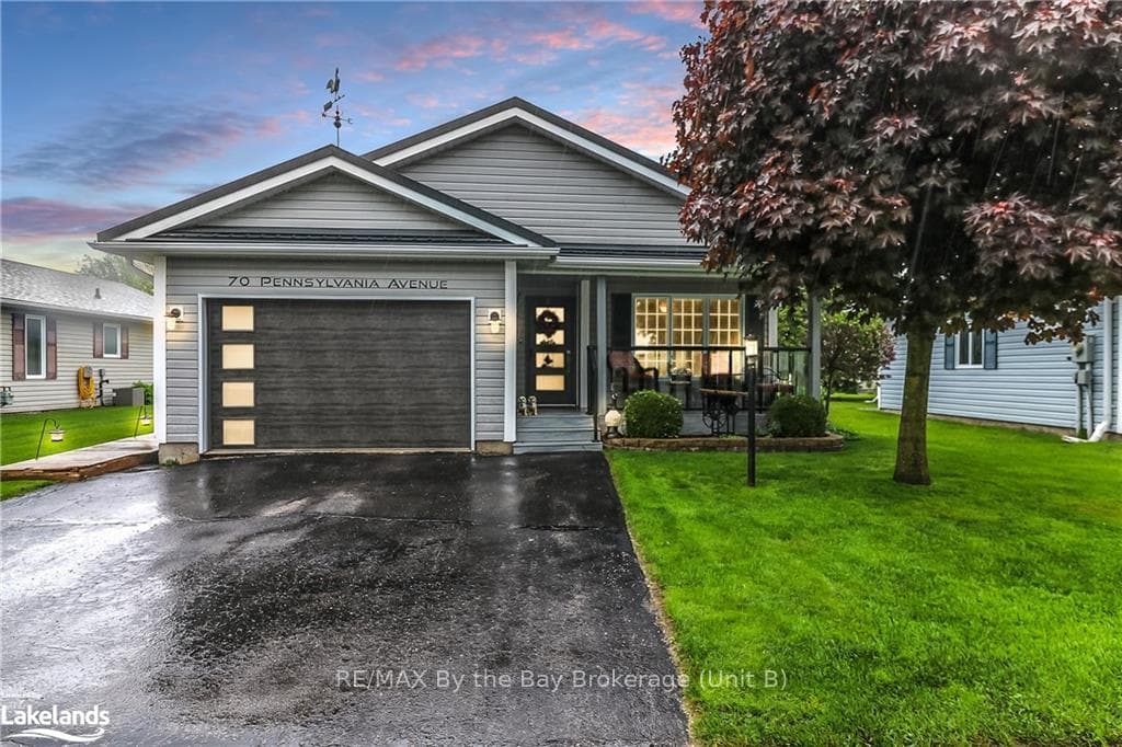 70 PENNSYLVANIA Avenue, Wasaga Beach, ON L9Z 3A8 - Photo 1