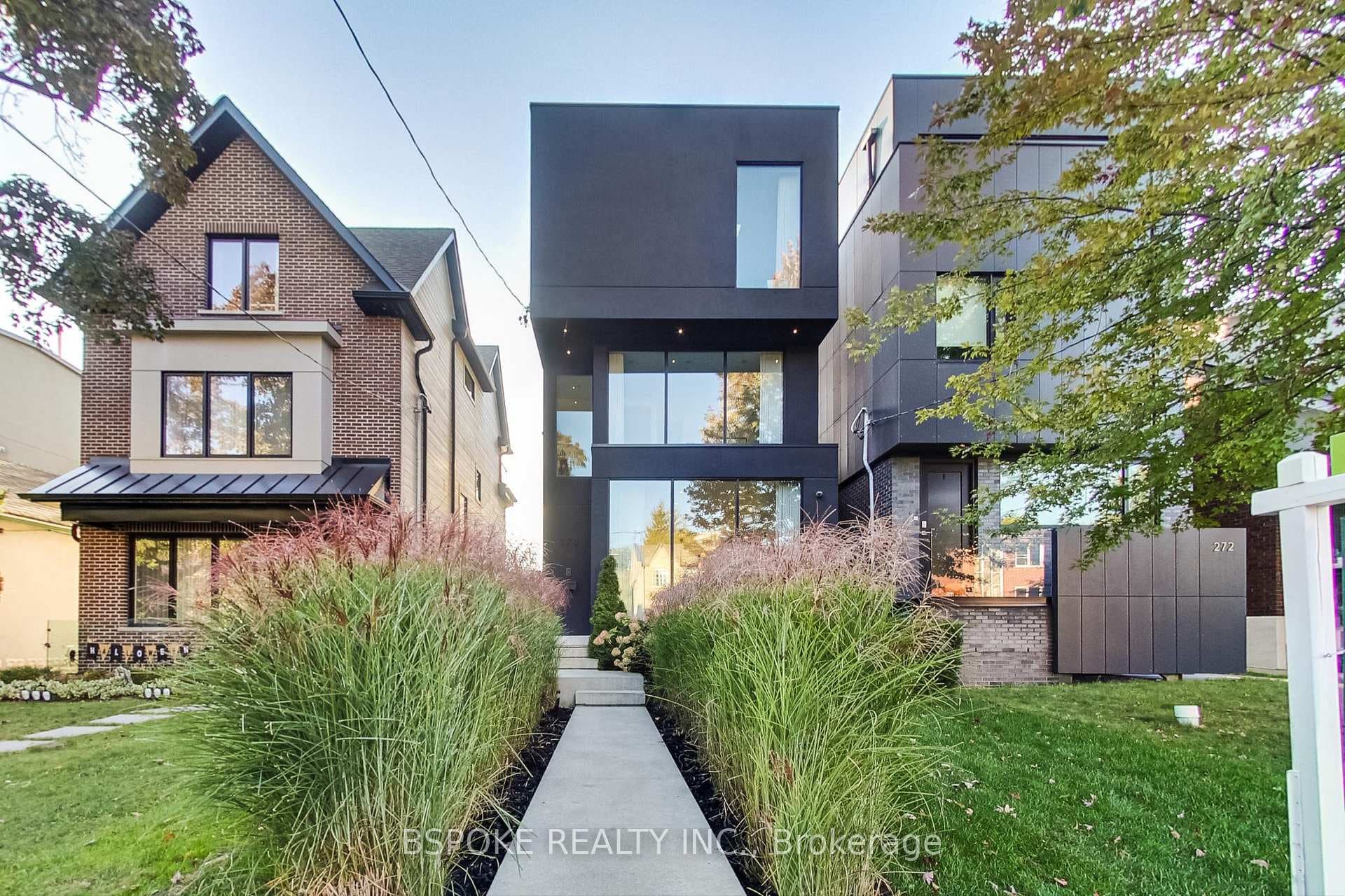 270 Indian Grove, Bloor West Village / Swansea, ON M6P 2H5 - Photo 1