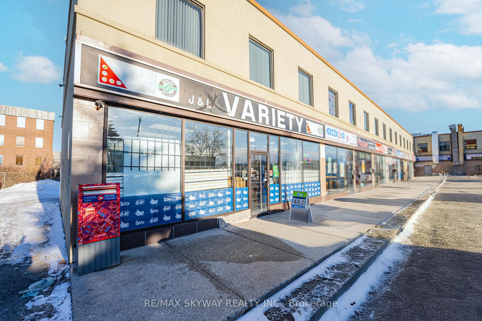 1125 Dundas Street Unit 01, Mississauga