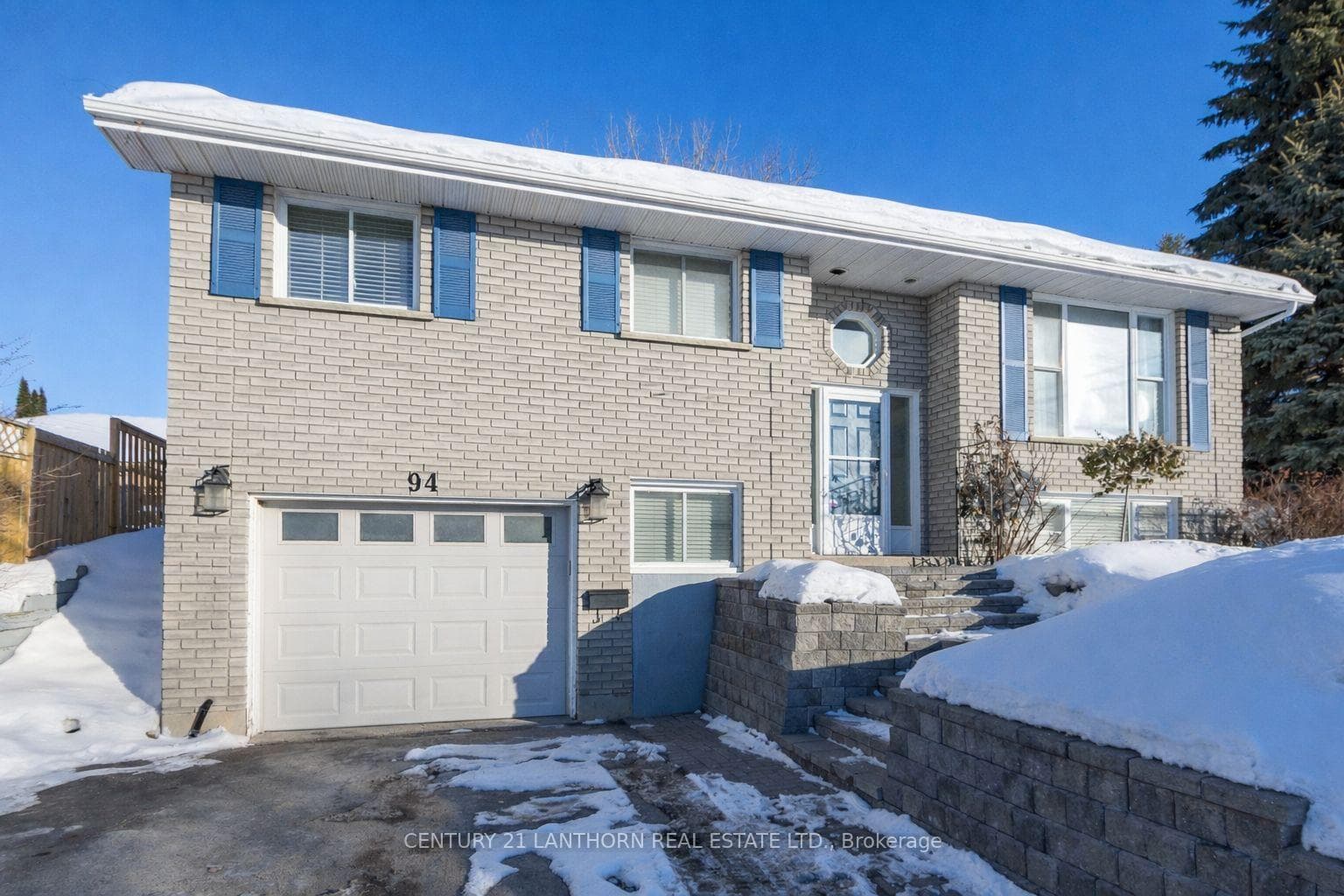 94 NORTH MURRAY Street, Quinte West, ON K8V 2E7 - Photo 1