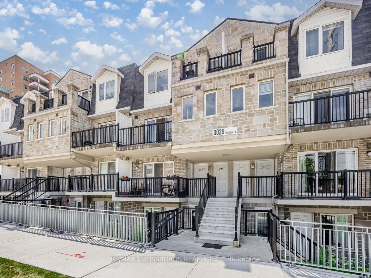 3025 Finch Avenue Unit 1011, Downsview / Black Creek, ON M9M 0A2 - Photo 1