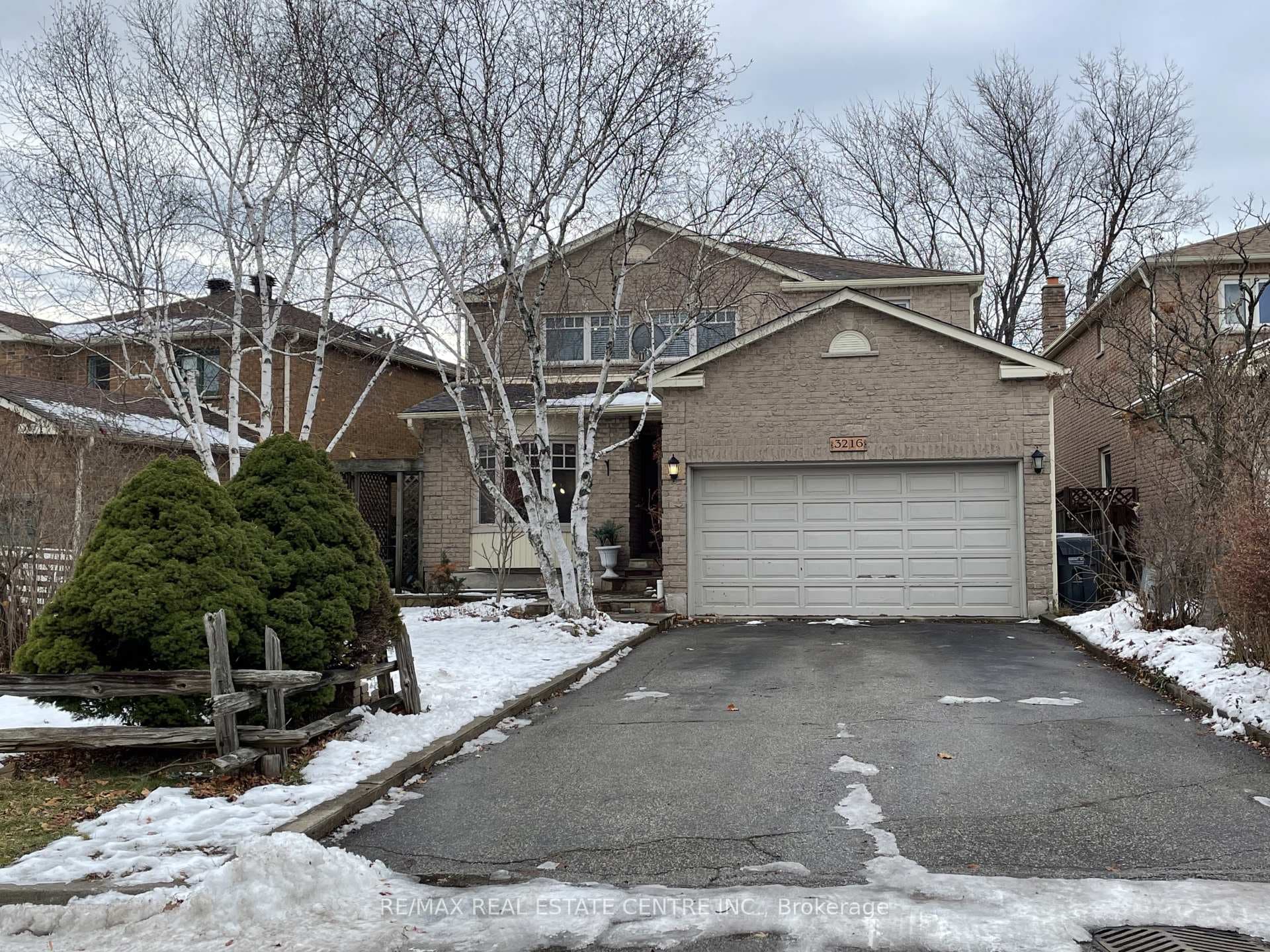 3216 Dovetail Mews Unit MAIN & 2nd FLOOR, Mississauga, ON L5L 5K3 - Photo 1