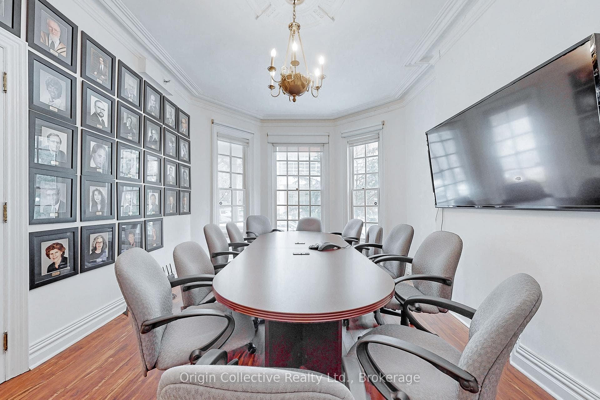 17 Isabella Street Unit 1, Regent Park / Cabbagetown / St. James Town, ON M4Y 1M7 - Photo 1