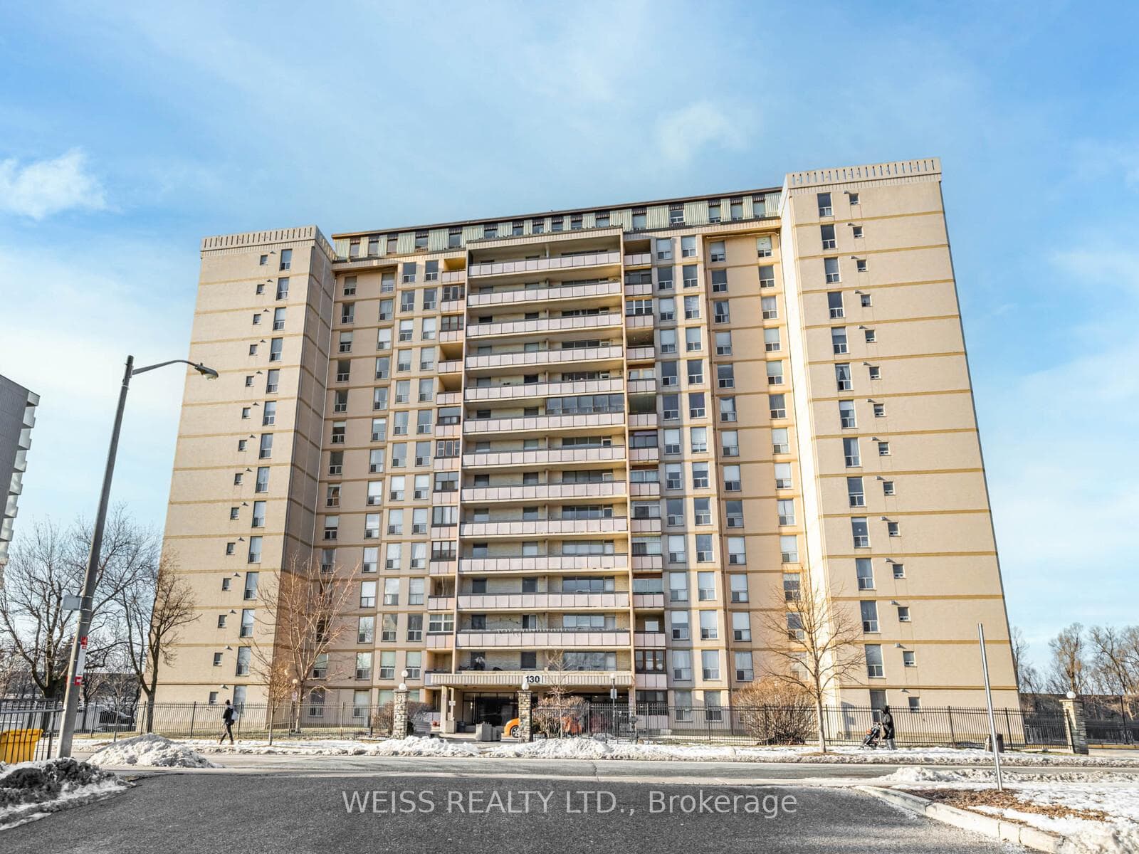 130 Neptune Drive Unit 301, Lawrence Park / Bedford Park, ON M6A 1X5 - Photo 1